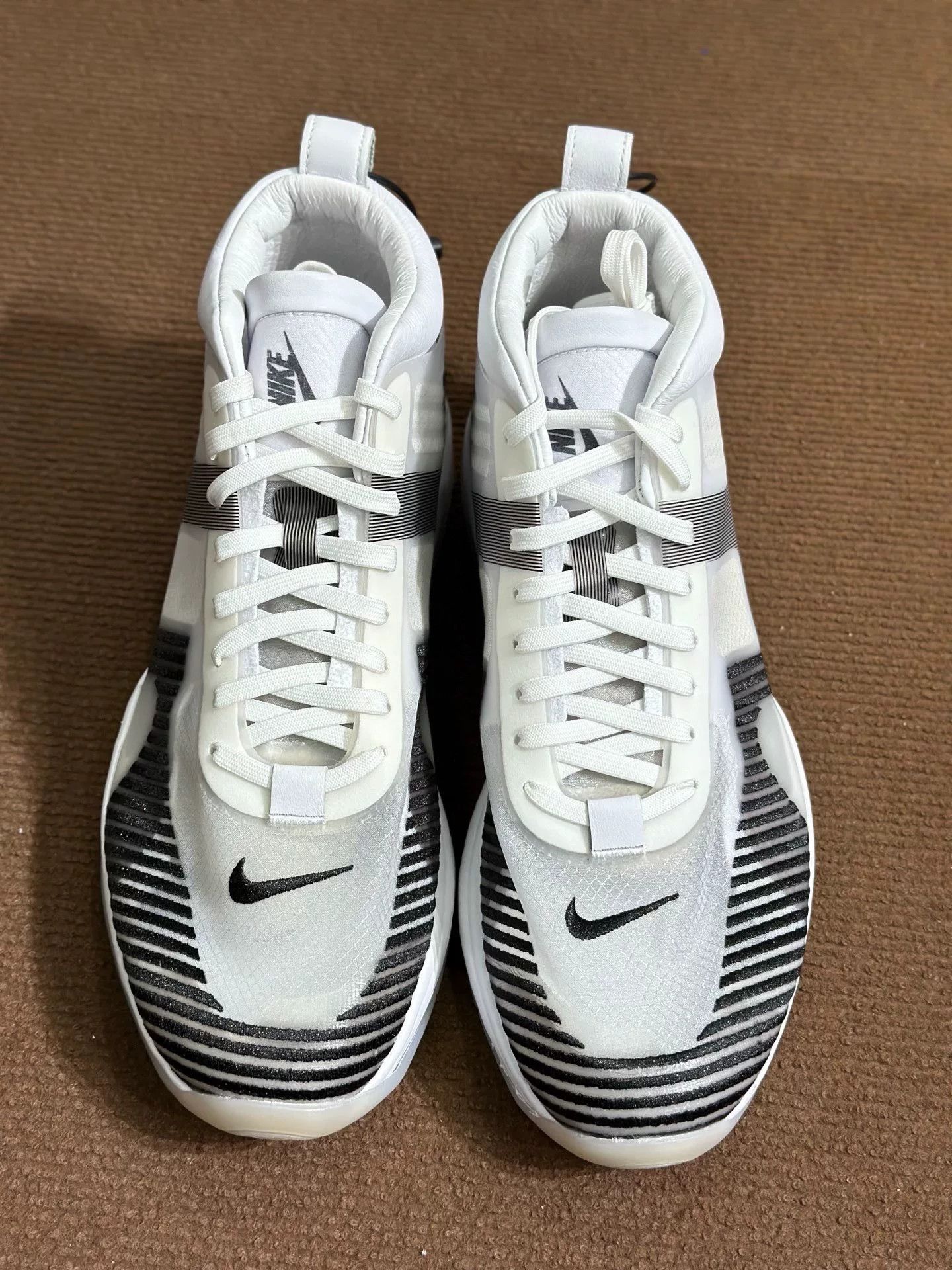 Nike Nike White Lowtop Sneakers 43 Men Size US 10 / EU 43 - 2 Thumbnail