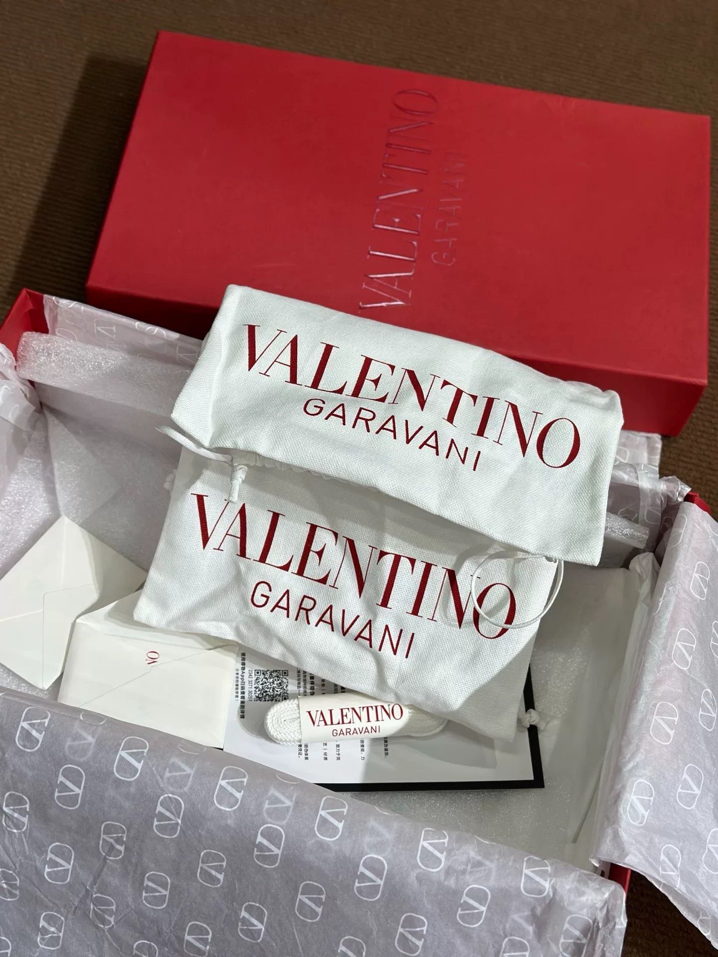 Valentino Valentino Leather White Lowtop Sneakers 43.5 Men Size US 10.5 / EU 43-44 - 9 Thumbnail