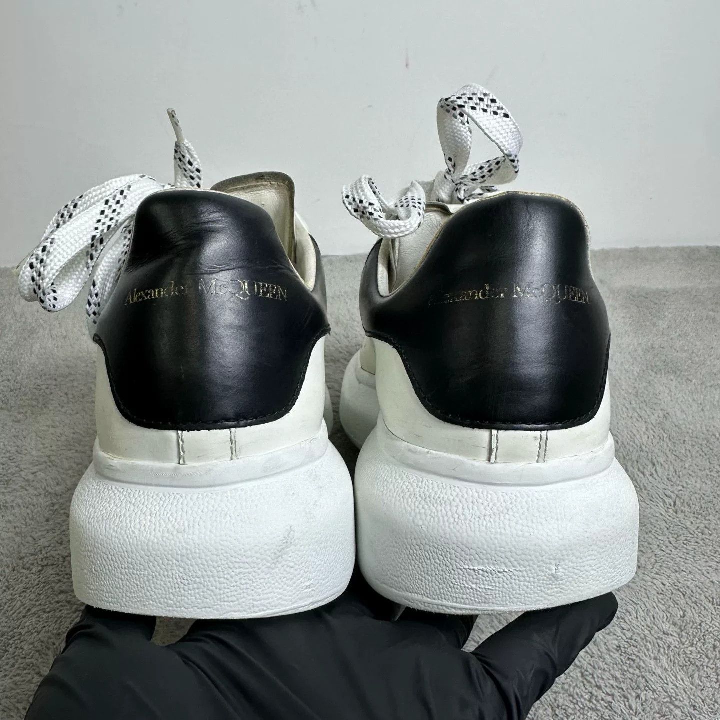 Alexander McQueen Alexander McQueen White Lowtop Sneakers 40 Men Size US 7.5 / EU 40-41 - 6 Thumbnail