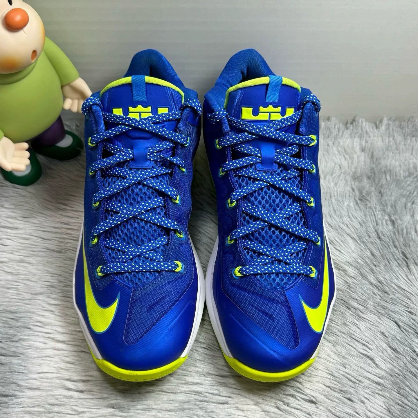 Nike Nike LEBRON 11 Green Lowtop Sneakers 44 Men Size US 10.5 / EU 43-44 - 2 Thumbnail