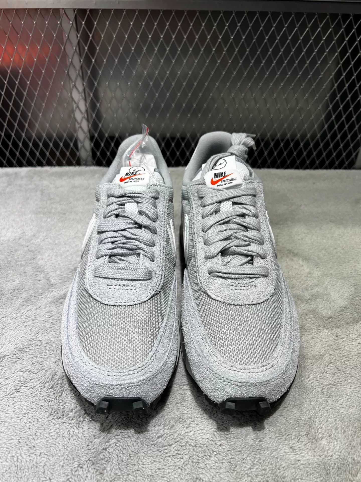 Nike Nike SACAI White Lowtop Sneakers 41 Men Size US 8.5 / EU 41-42 - 2 Thumbnail