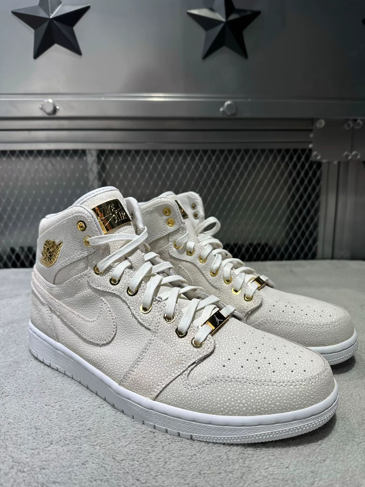 Nike Nike Retro White Lowtop Sneakers 45 Men Size US 11.5 / EU 44-45 - 3 Thumbnail