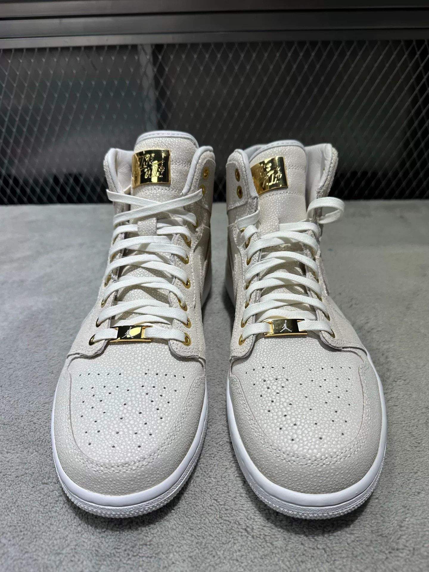 Nike Nike Retro White Lowtop Sneakers 45 Men Size US 11.5 / EU 44-45 - 2 Thumbnail