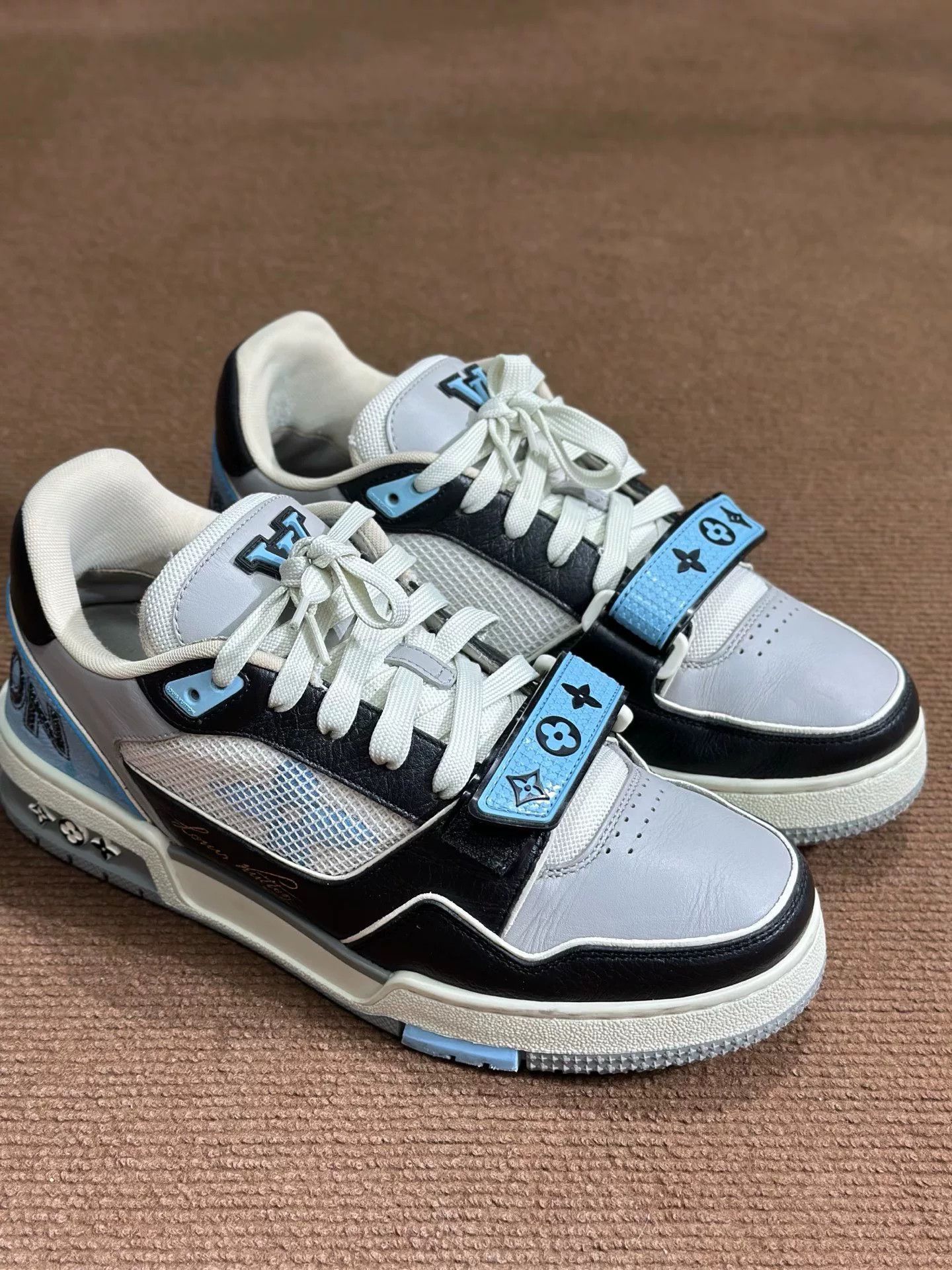 Louis Vuitton Louis Vuitton Training Blue Lowtop Sneakers 40 Men Size US 7.5 / EU 40-41 - 3 Thumbnail