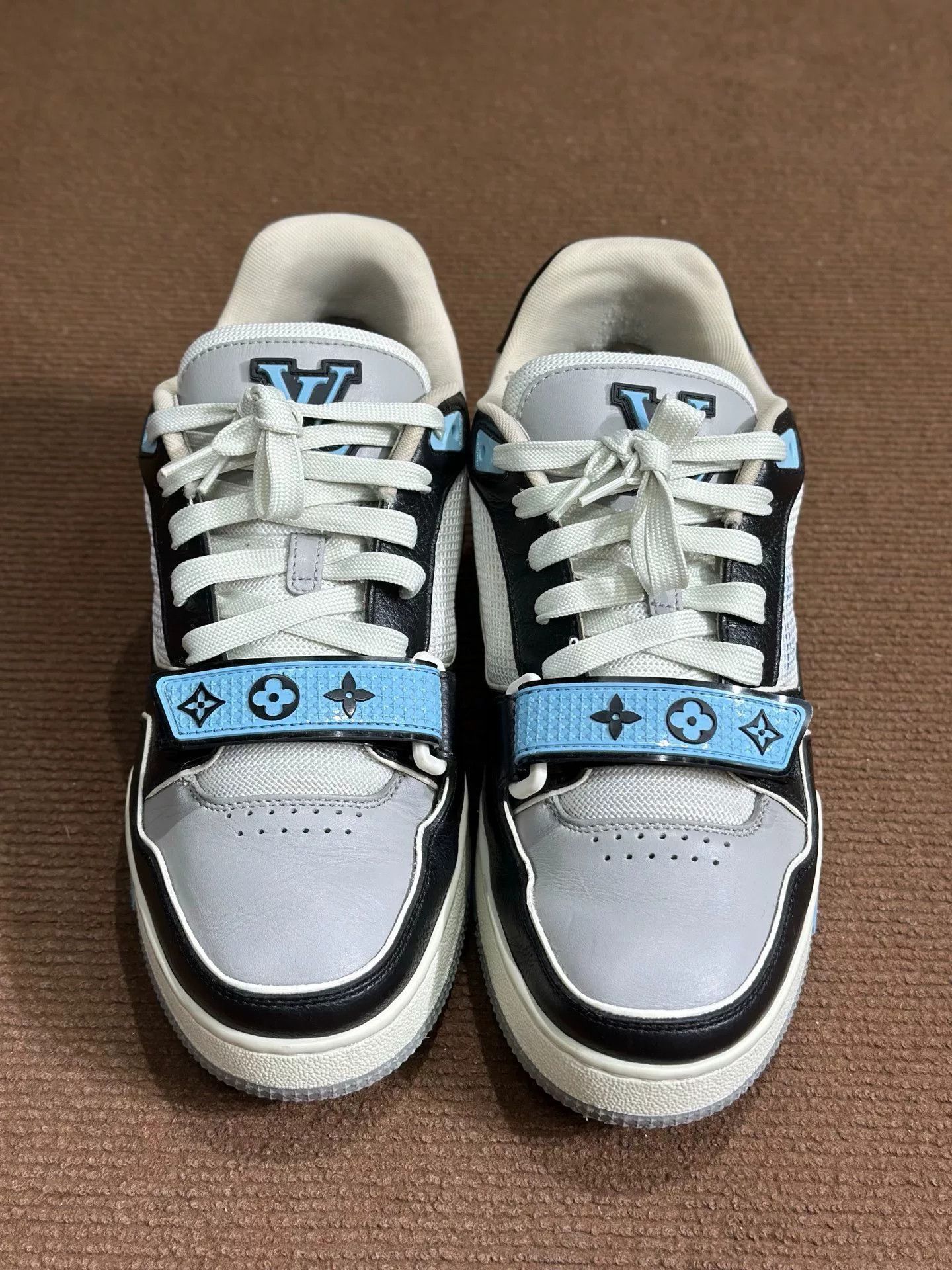 Louis Vuitton Louis Vuitton Training Blue Lowtop Sneakers 40 Men Size US 7.5 / EU 40-41 - 2 Thumbnail