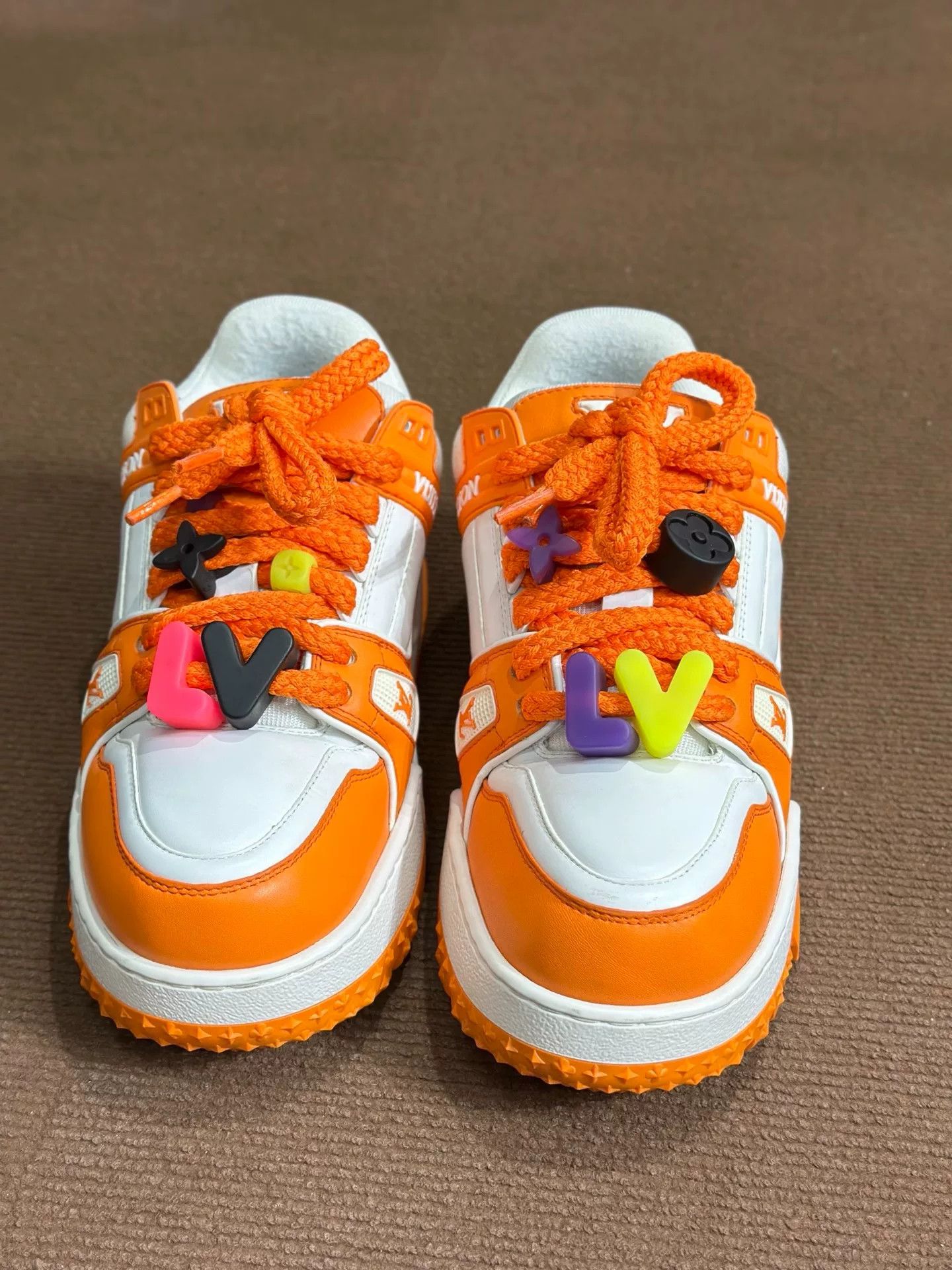 Louis Vuitton Louis Vuitton Training White Lowtop Sneakers 40 Men Size US 7.5 / EU 40-41 - 2 Thumbnail