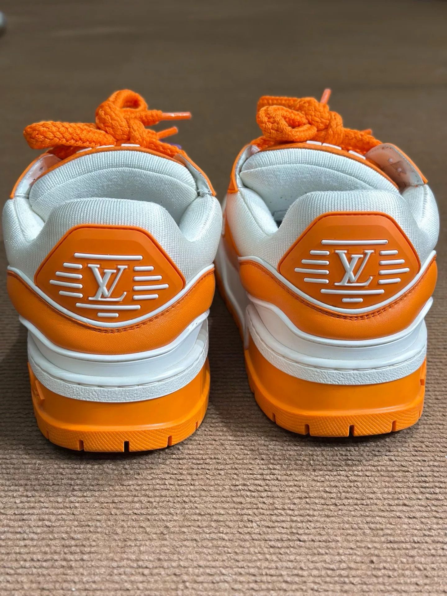 Louis Vuitton Louis Vuitton Training White Lowtop Sneakers 40 Men Size US 7.5 / EU 40-41 - 6 Thumbnail