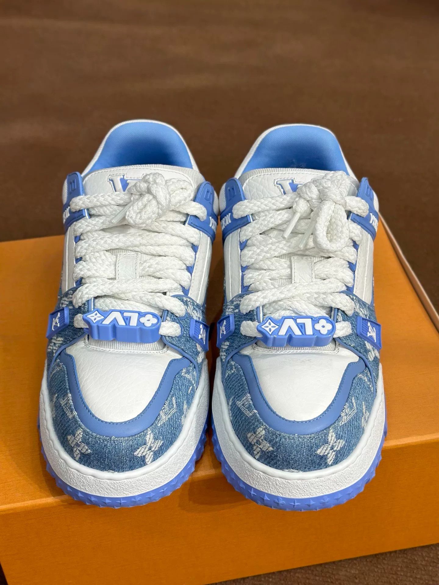 Louis Vuitton Louis Vuitton Training Blue Lowtop Sneakers 42 Men Size US 9 / EU 42 - 2 Thumbnail