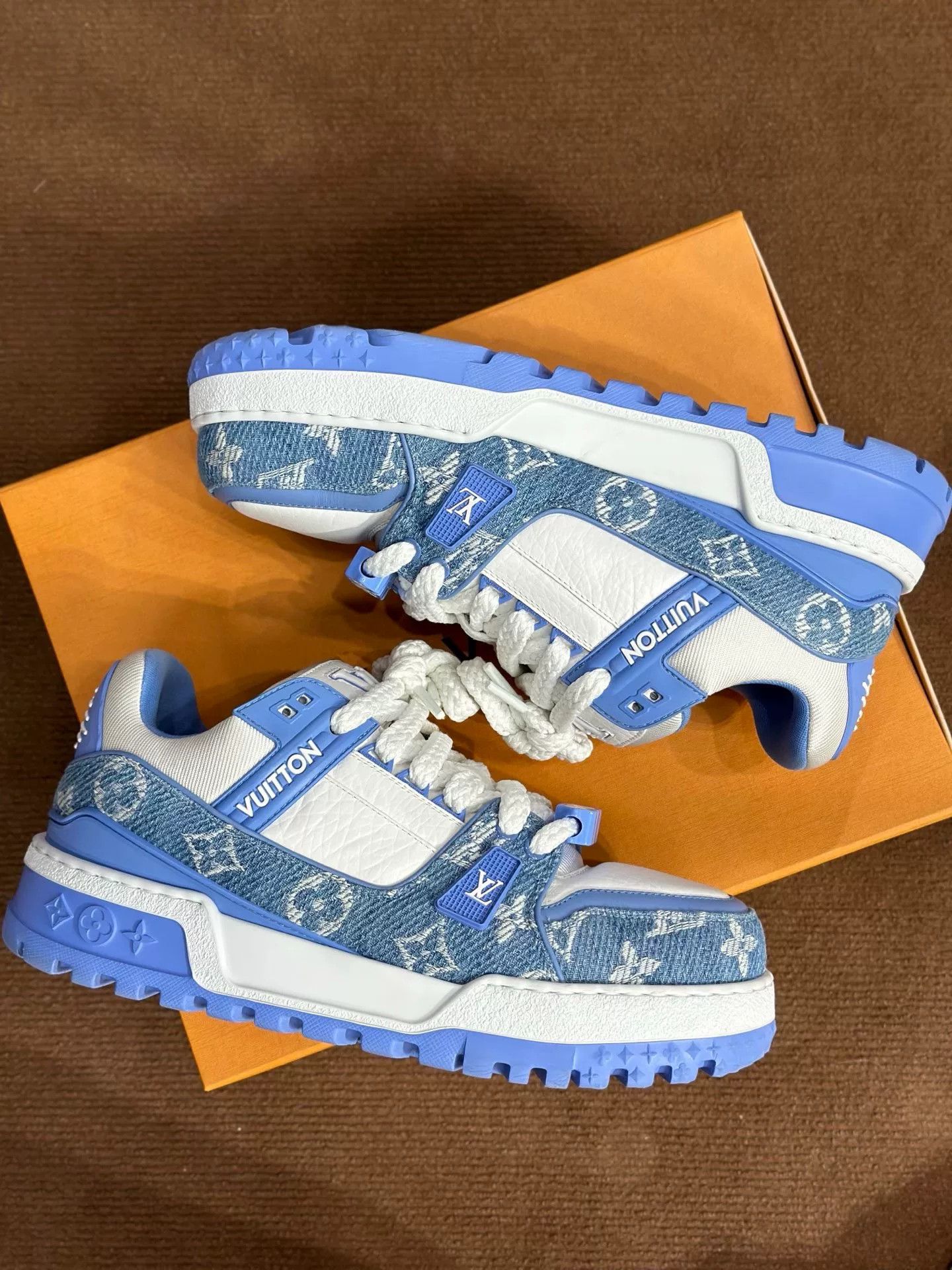 Louis Vuitton Louis Vuitton Training Blue Lowtop Sneakers 42 Men Size US 9 / EU 42 - 4 Thumbnail
