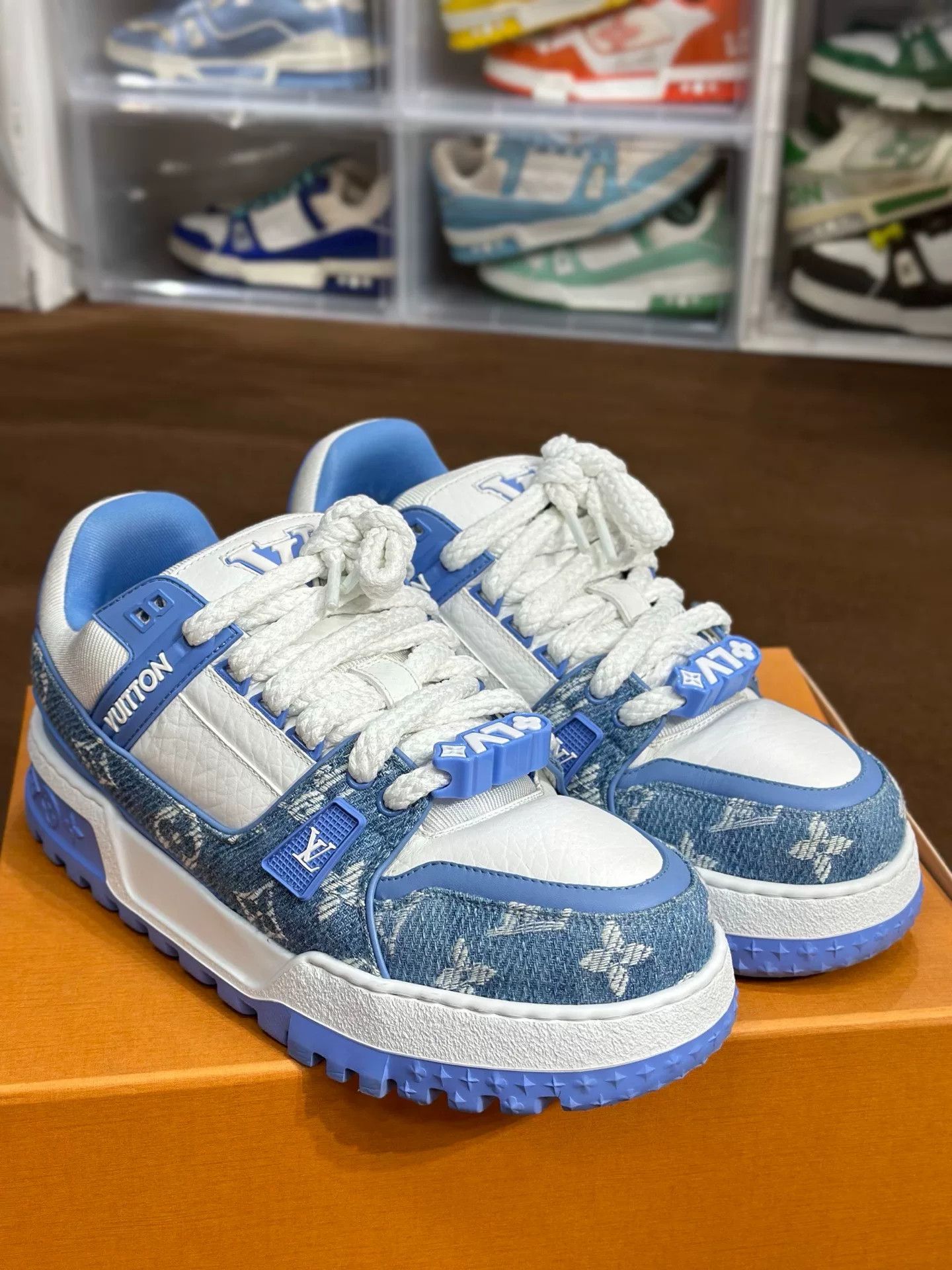 Louis Vuitton Louis Vuitton Training Blue Lowtop Sneakers 42 Men Size US 9 / EU 42 - 3 Thumbnail