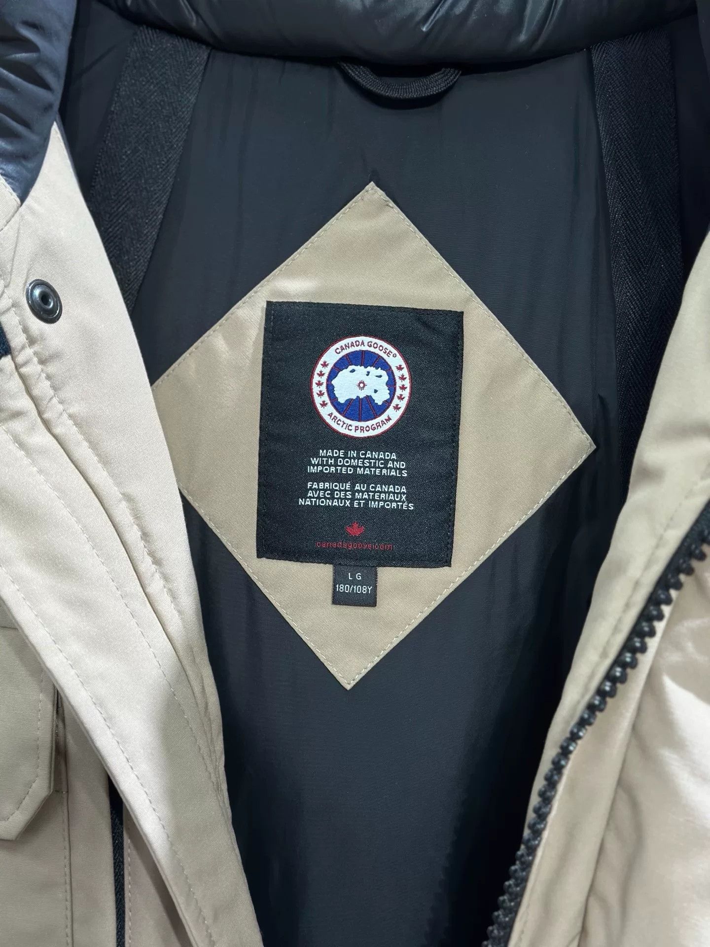 Canada Goose Canada Goose Yellow Heavy Coat L Men Size US L / EU 52-54 / 3 - 5 Thumbnail