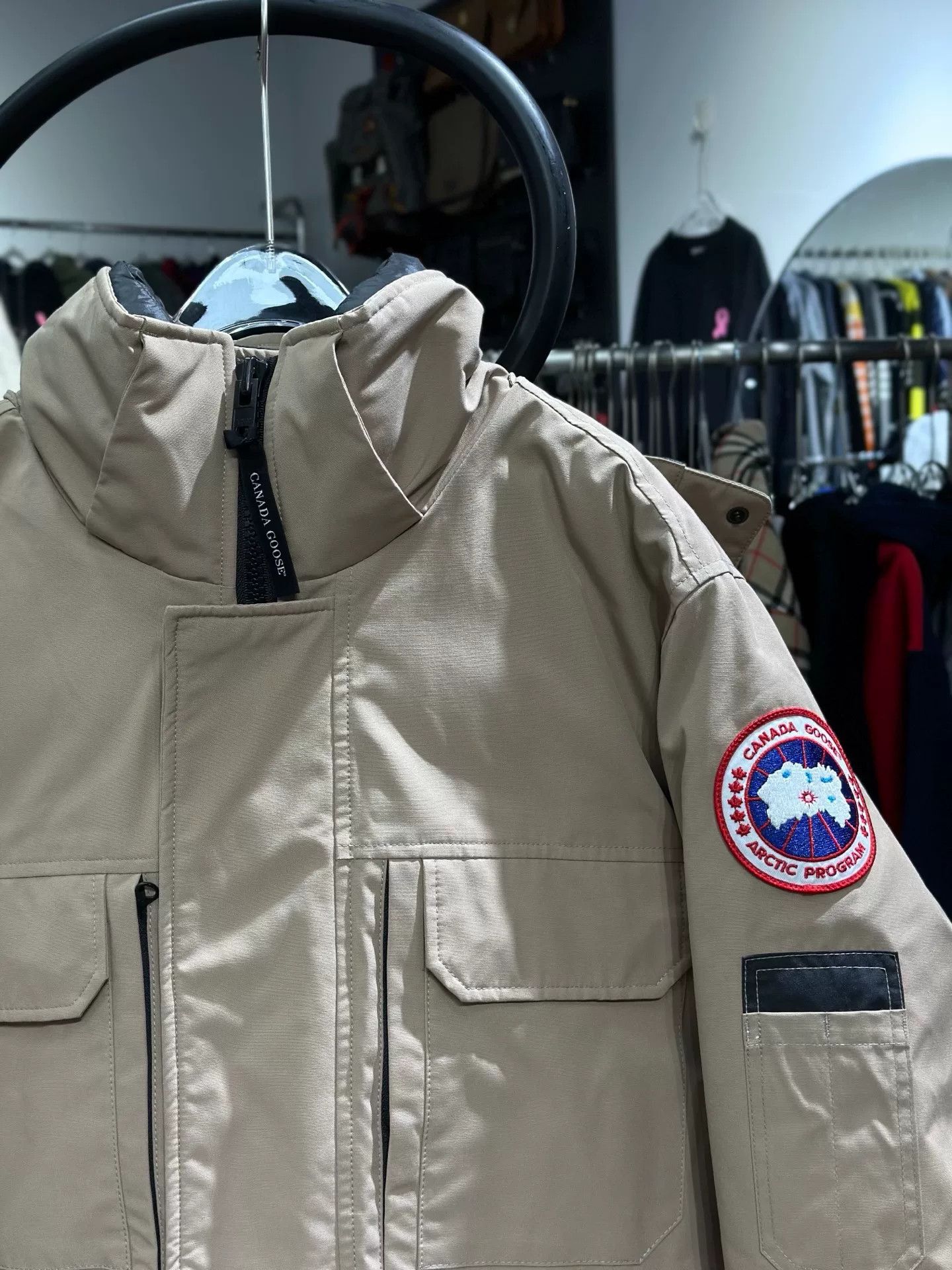 Canada Goose Canada Goose Yellow Heavy Coat L Men Size US L / EU 52-54 / 3 - 2 Thumbnail