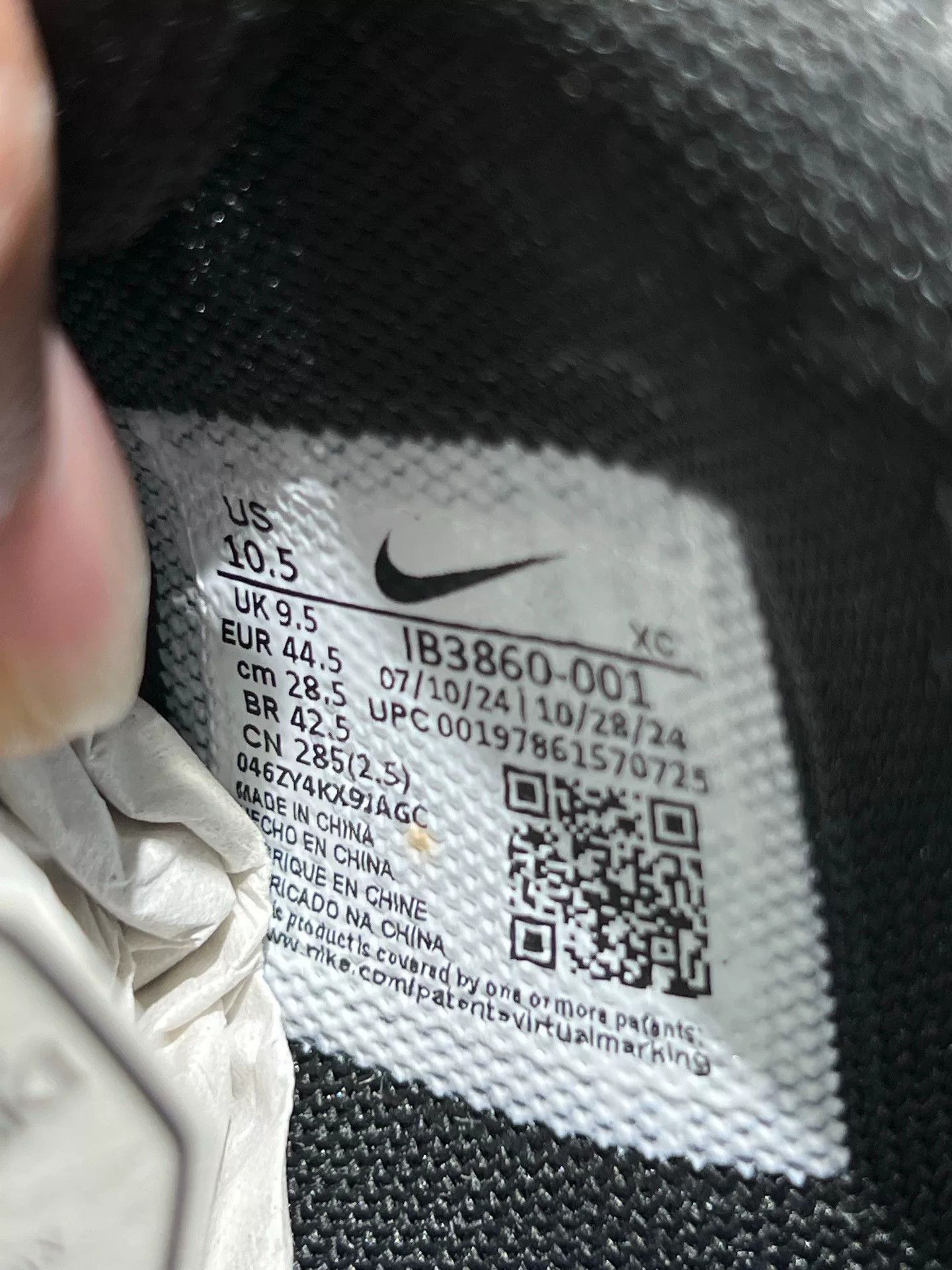 Nike Nike Black Lowtop Sneakers 44.5 Men Size US 11 / EU 44 - 7 Thumbnail