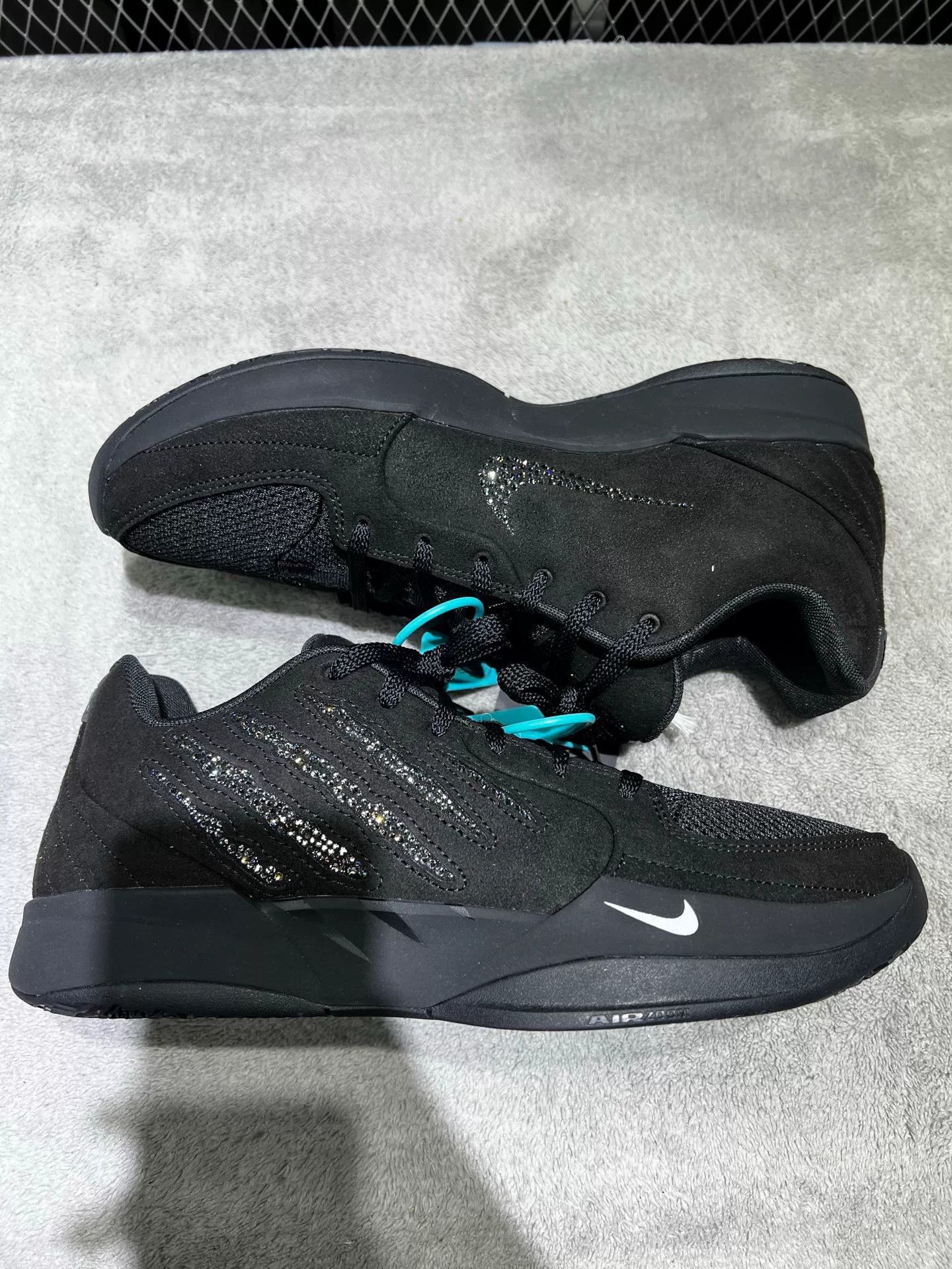 Nike Nike Black Lowtop Sneakers 44.5 Men Size US 11 / EU 44 - 4 Thumbnail