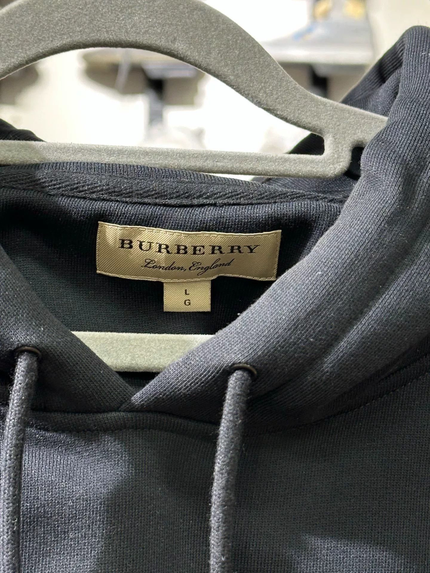 Burberry Burberry Retro Printed Black Hoodie L Men Size US L / EU 52-54 / 3 - 3 Thumbnail