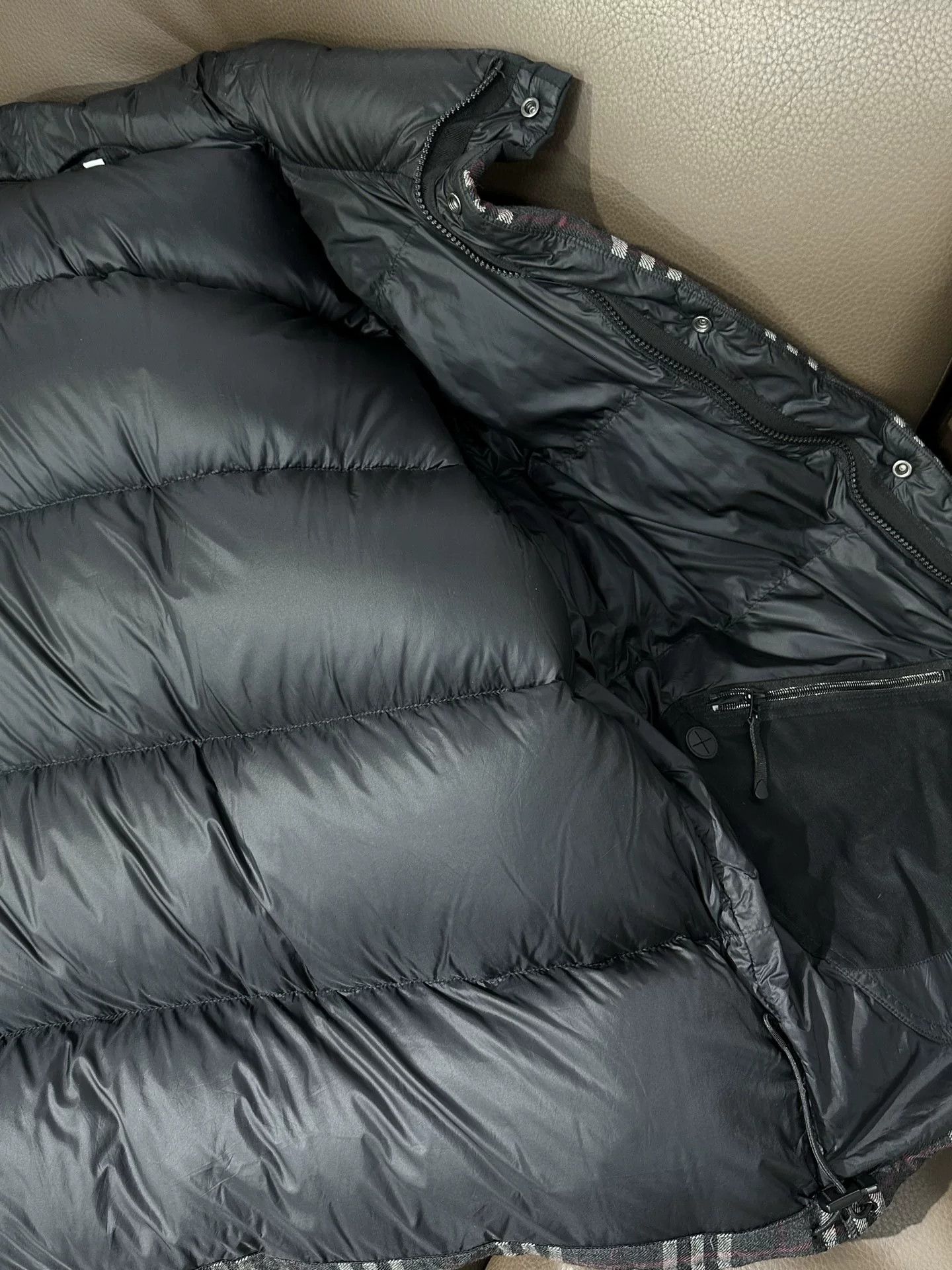 Burberry Burberry Down Plaid Gray Heavy Coat L Men Size US L / EU 52-54 / 3 - 5 Thumbnail