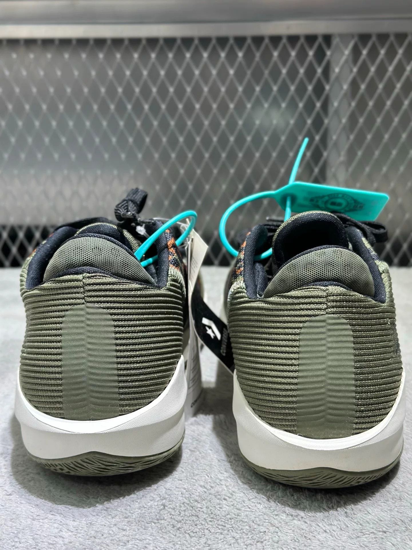 Converse Converse Green Lowtop Sneakers 44.5 Men Size US 11 / EU 44 - 6 Thumbnail