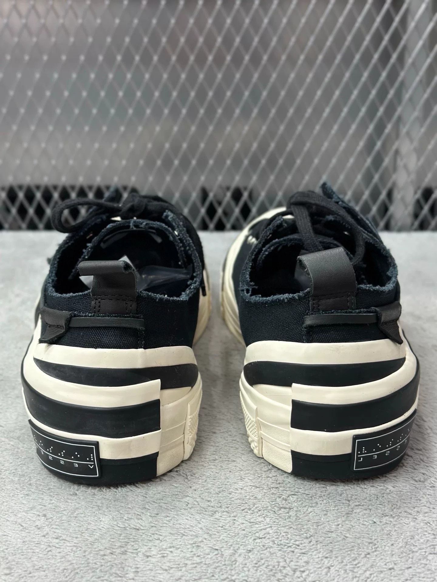 Yohji Yamamoto Yohji Yamamoto Black Lowtop Sneakers 43 Men Size US 10 / EU 43 - 6 Thumbnail
