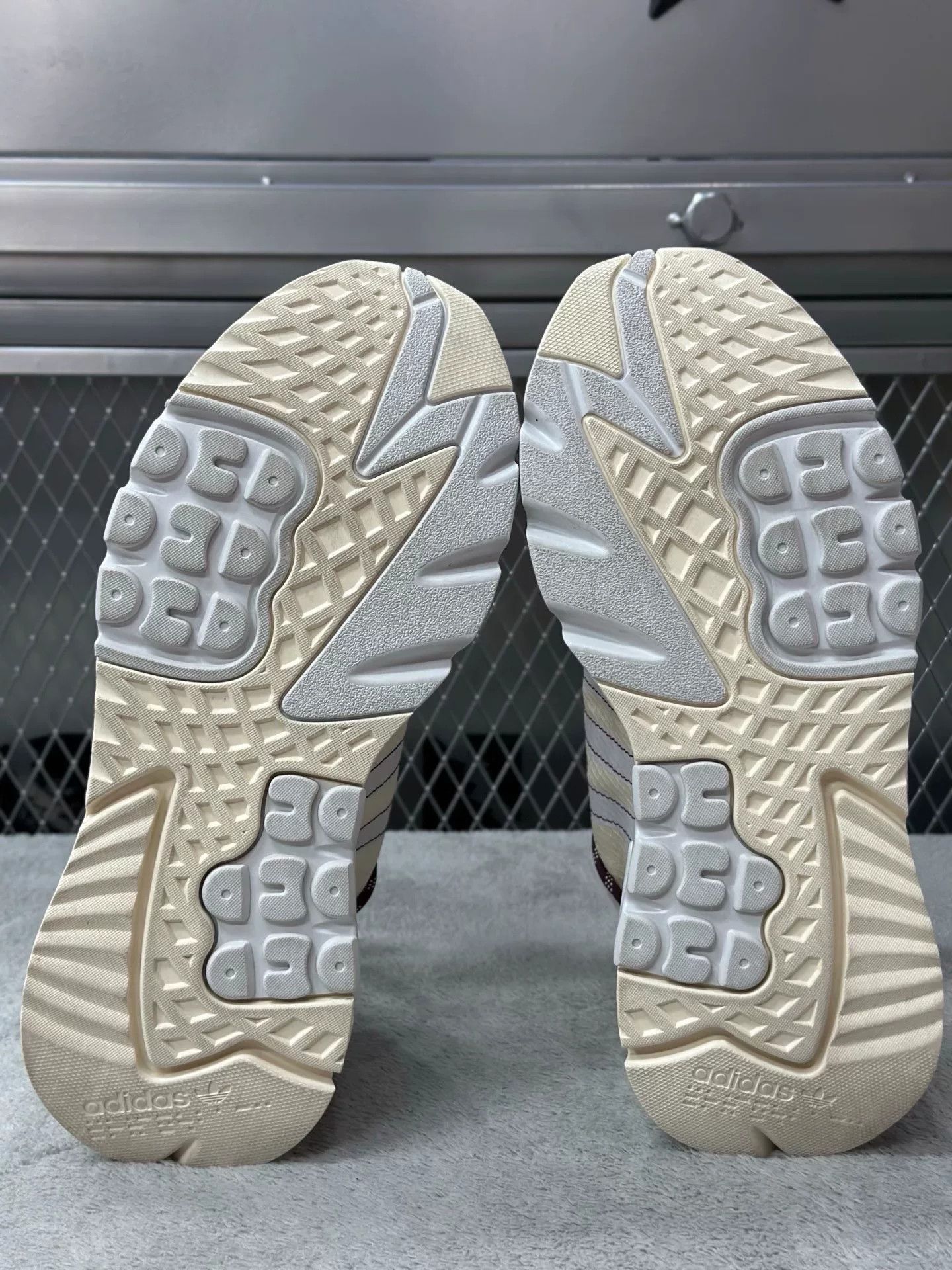 Adidas Adidas Lowtop Sneakers 43 Men Size US 10 / EU 43 - 5 Thumbnail