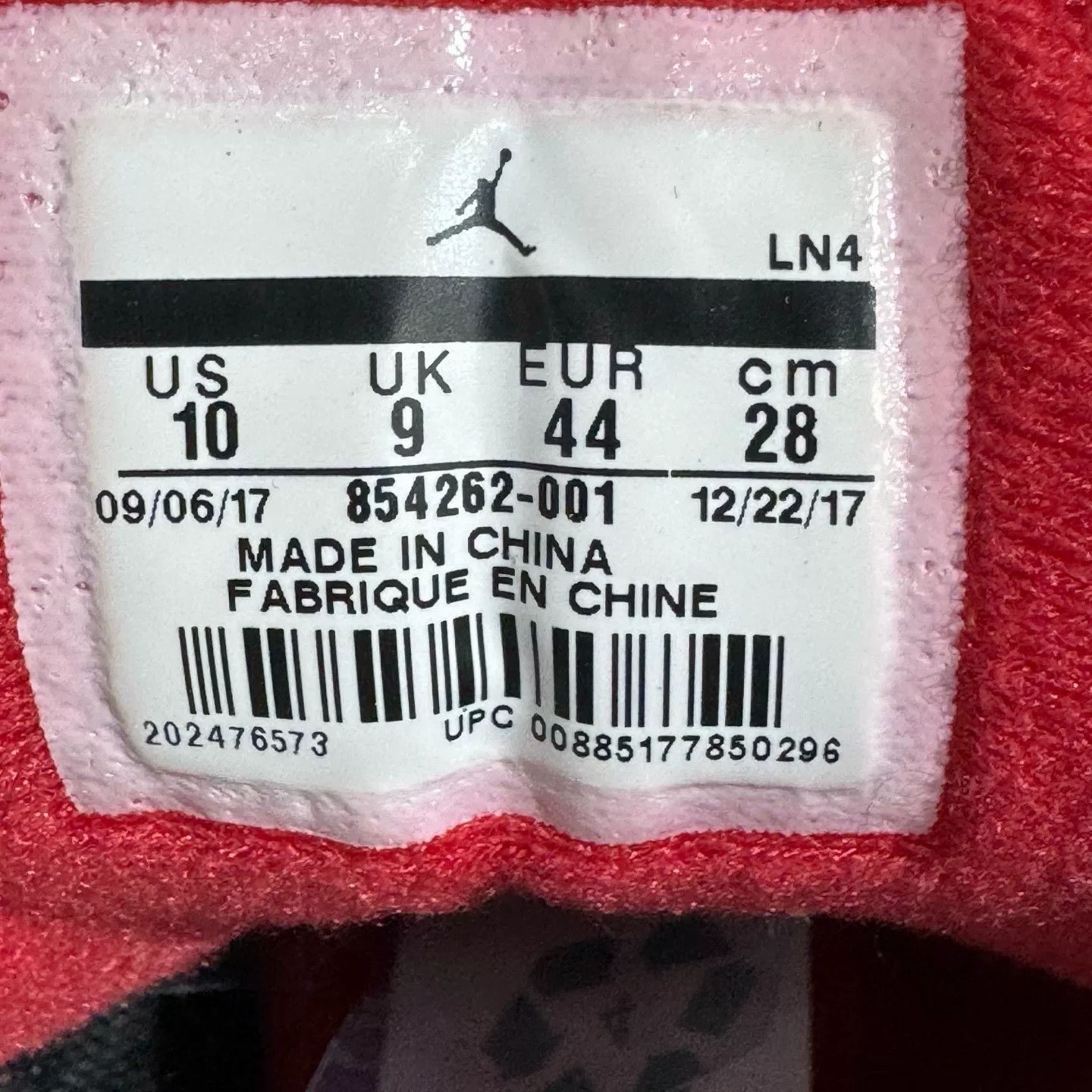 Nike Nike Retro Black Lowtop Sneakers 18 Men Size US 10 / EU 43 - 7 Thumbnail