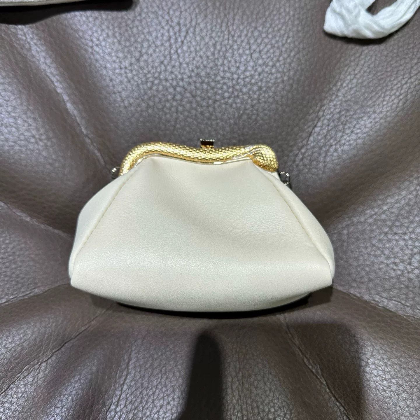 Bvlgari Bvlgari White Shoulder Bag 44 Women Size ONE SIZE - 2 Thumbnail