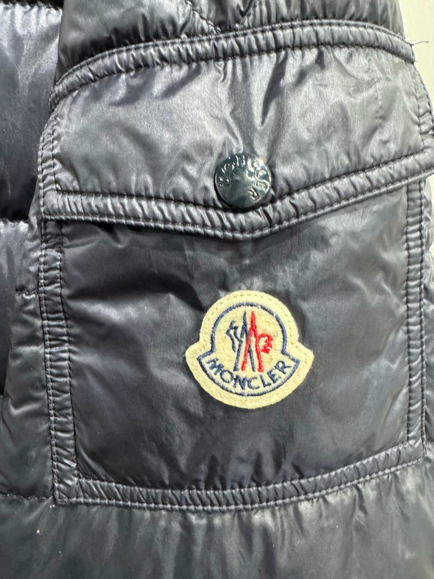 Moncler Moncler Black Heavy Coat 42 Men Size US M / EU 48-50 / 2 - 2 Thumbnail