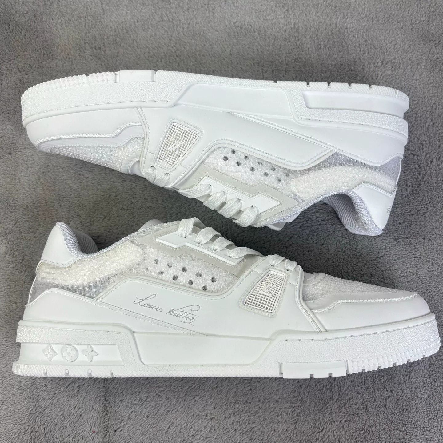 Louis Vuitton Louis Vuitton Training White Lowtop Sneakers S Men Size US 10 / EU 43 - 4 Thumbnail