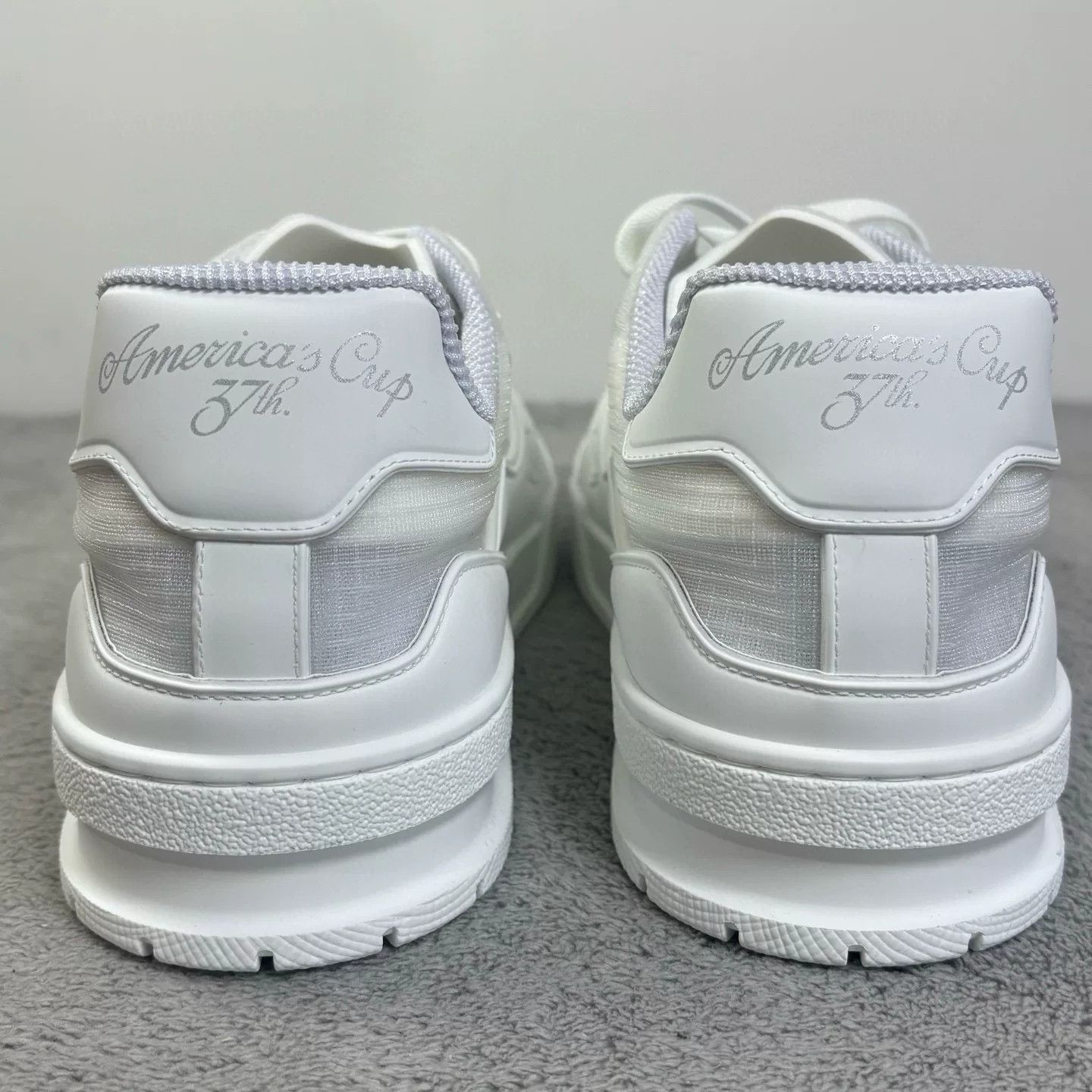 Louis Vuitton Louis Vuitton Training White Lowtop Sneakers S Men Size US 10 / EU 43 - 6 Thumbnail