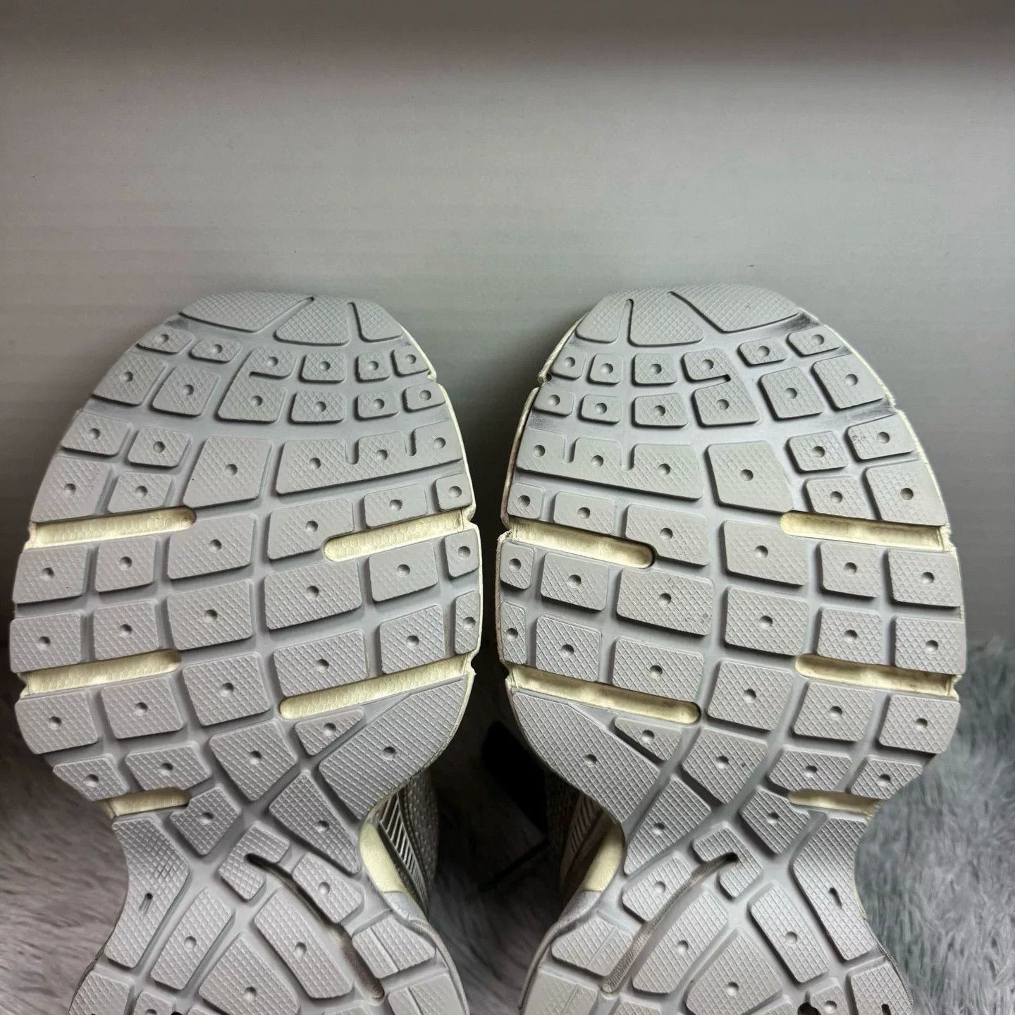 Balenciaga Balenciaga Mesh Gold Lowtop Sneakers XXXL Men Size US 10 / EU 43 - 5 Thumbnail