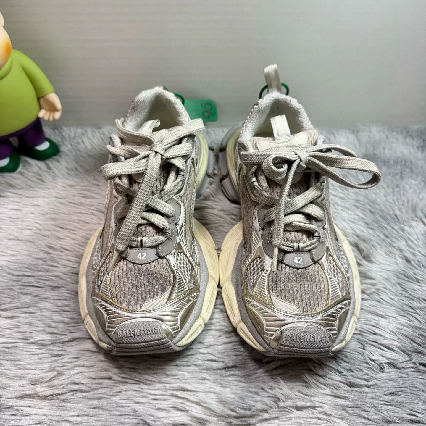Balenciaga Balenciaga Mesh Gold Lowtop Sneakers XXXL Men Size US 10 / EU 43 - 2 Thumbnail