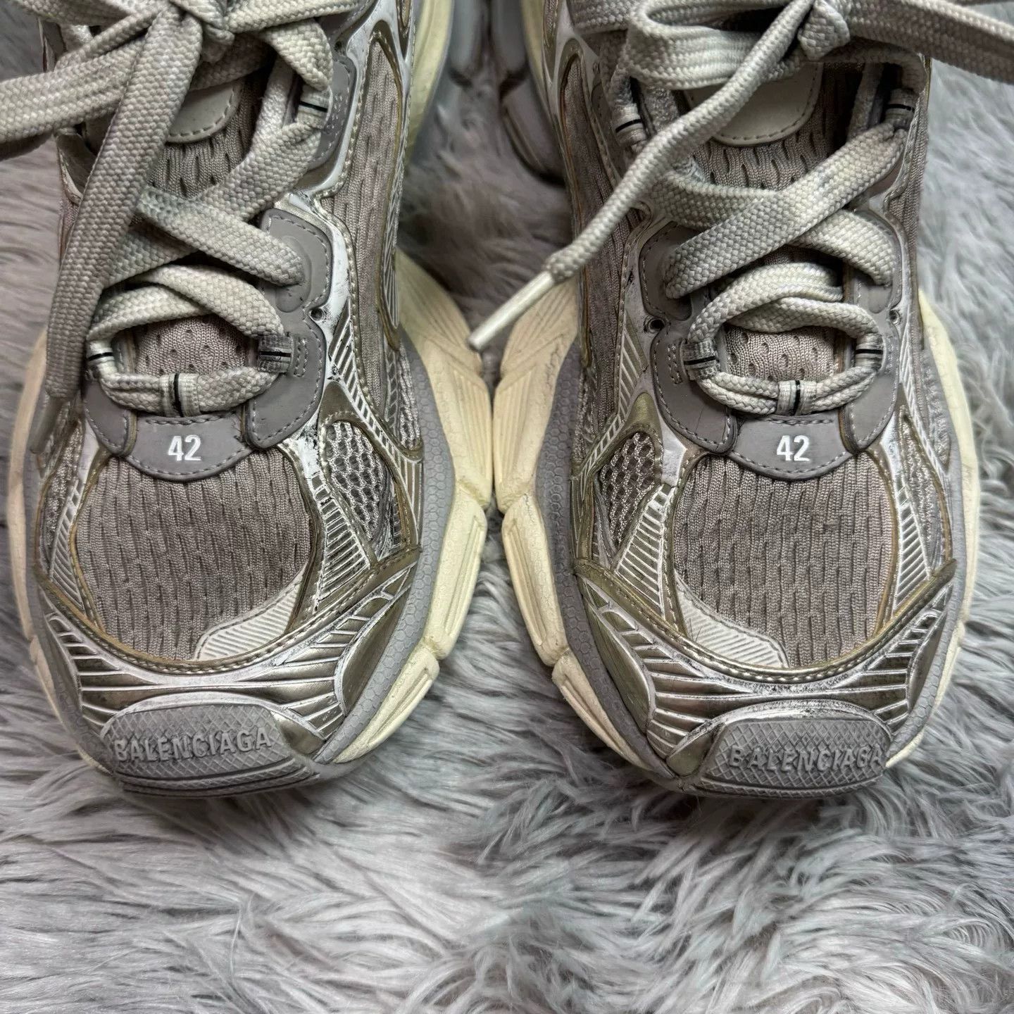 Balenciaga Balenciaga Mesh Gold Lowtop Sneakers XXXL Men Size US 10 / EU 43 - 7 Thumbnail