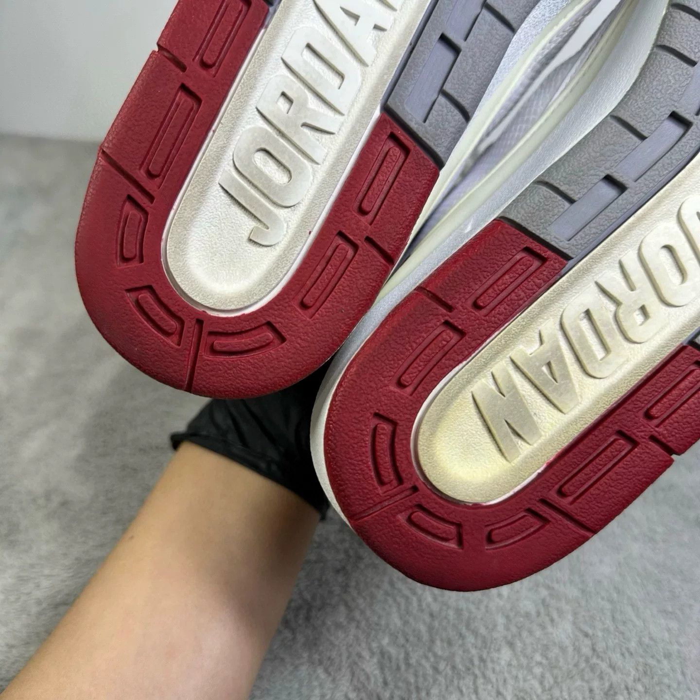 Nike Nike Retro Red Lowtop Sneakers 44 Men Size US 10.5 / EU 43-44 - 6 Thumbnail