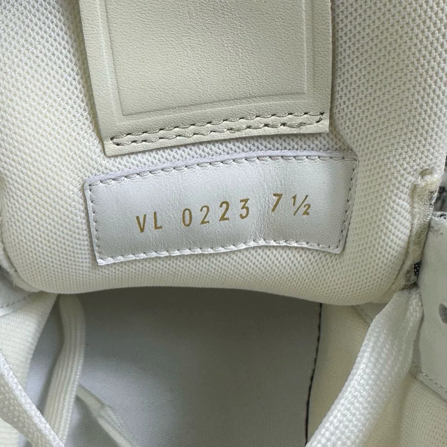 Louis Vuitton Louis Vuitton Training Lowtop Sneakers 41 Men Size US 8.5 / EU 41-42 - 7 Thumbnail