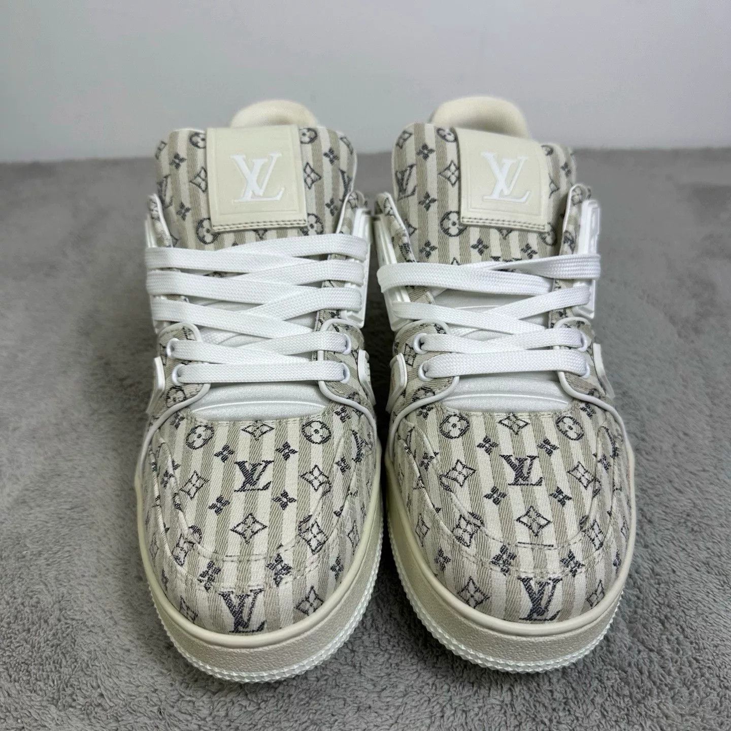 Louis Vuitton Louis Vuitton Training Lowtop Sneakers 41 Men Size US 8.5 / EU 41-42 - 2 Thumbnail