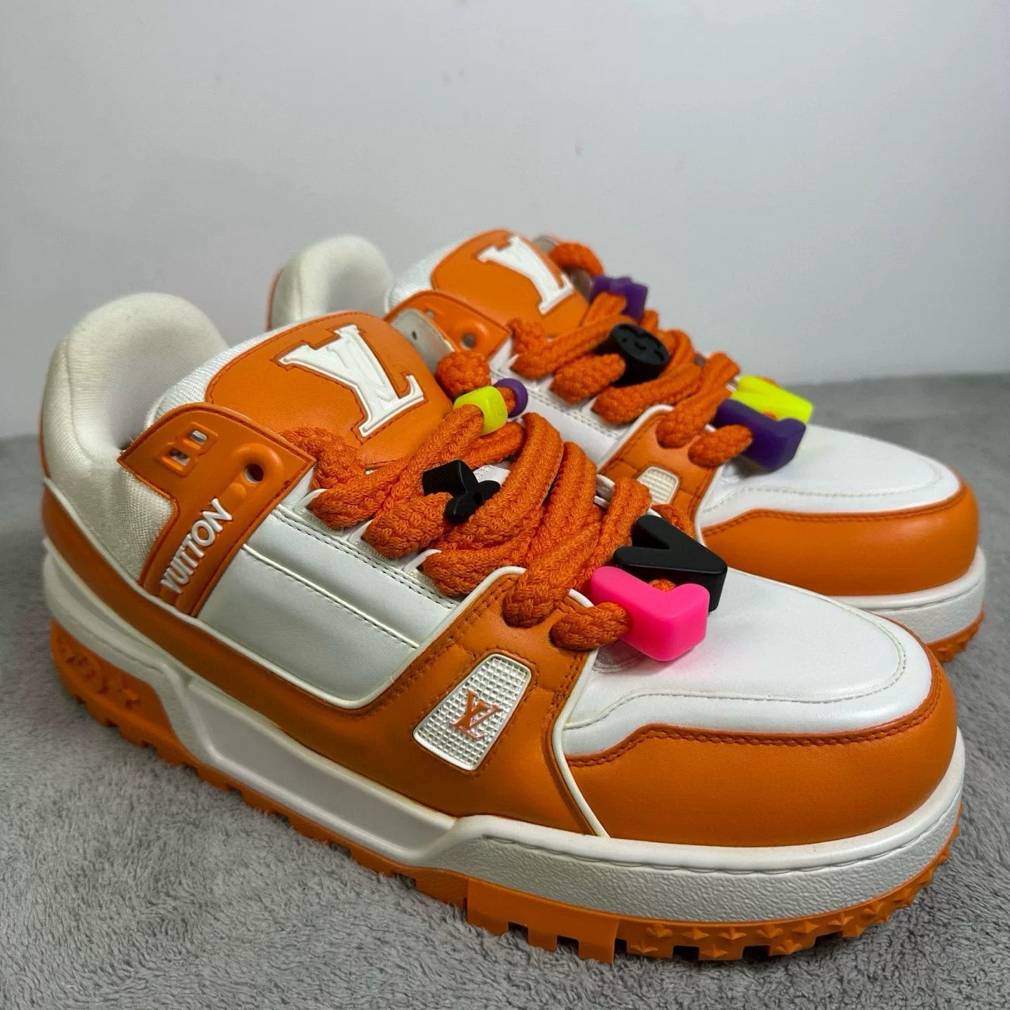 Louis Vuitton Louis Vuitton Training White Lowtop Sneakers 44 Men Size US 10.5 / EU 43-44 - 3 Thumbnail
