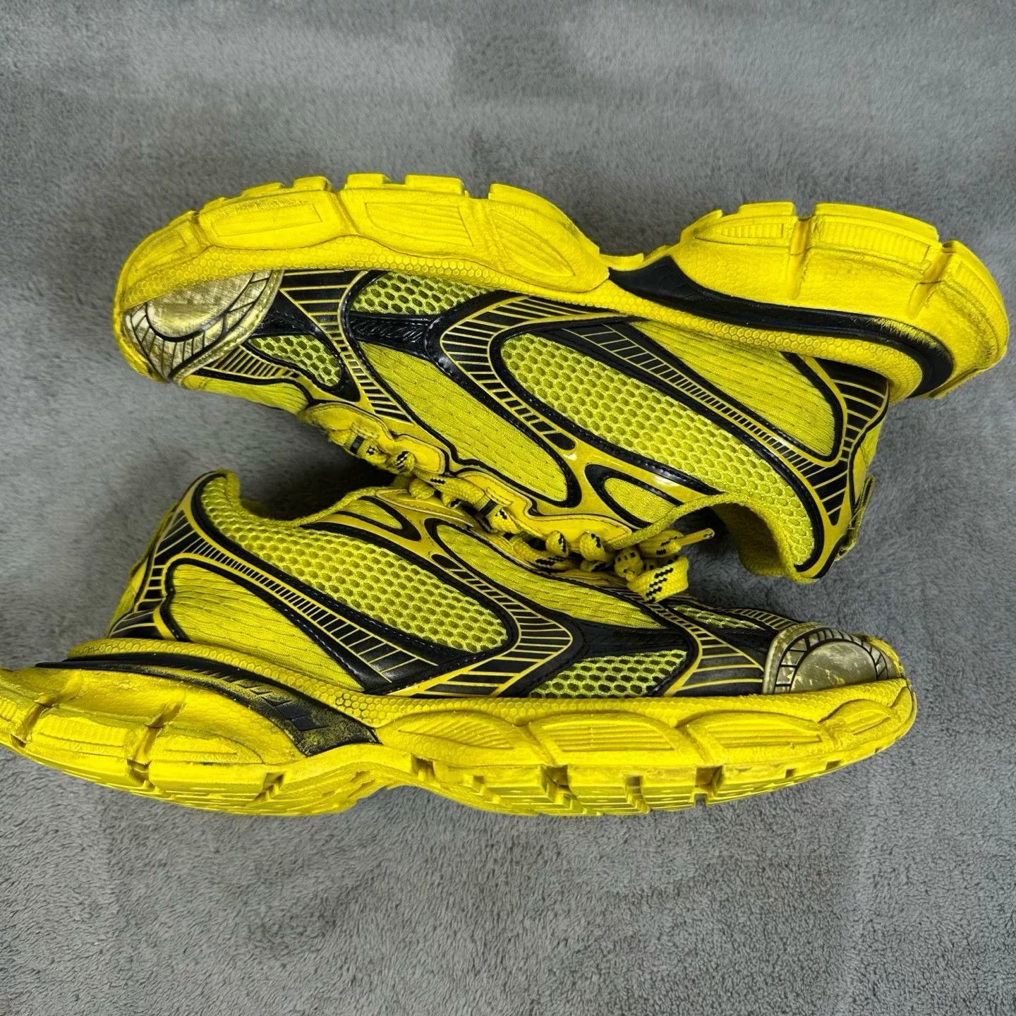 Balenciaga Balenciaga Yellow Lowtop Sneakers XXXL Men Size US 10 / EU 43 - 4 Thumbnail