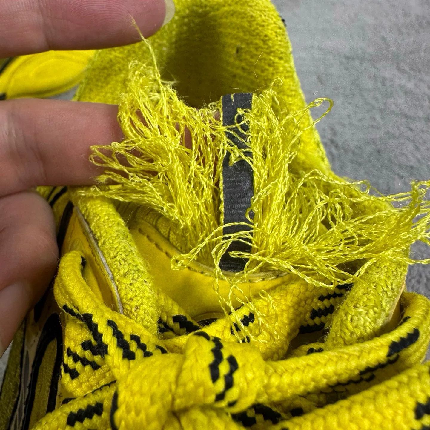 Balenciaga Balenciaga Yellow Lowtop Sneakers XXXL Men Size US 10 / EU 43 - 7 Thumbnail