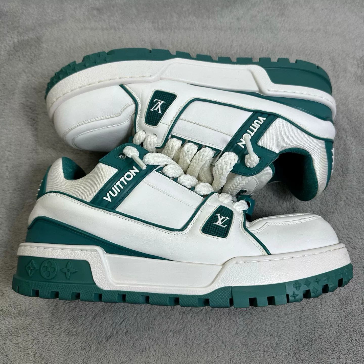 Louis Vuitton Louis Vuitton Training Lowtop Sneakers 42 Men Size US 9 / EU 42 - 4 Thumbnail