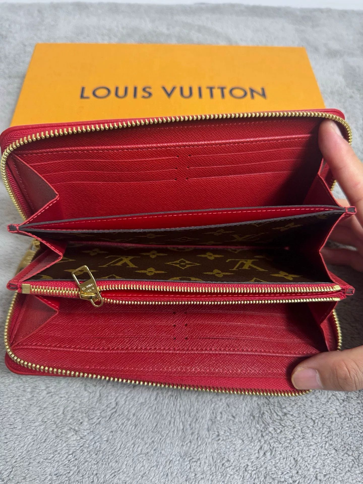 Louis Vuitton Louis Vuitton Item 42 Men Size ONE SIZE - 3 Thumbnail