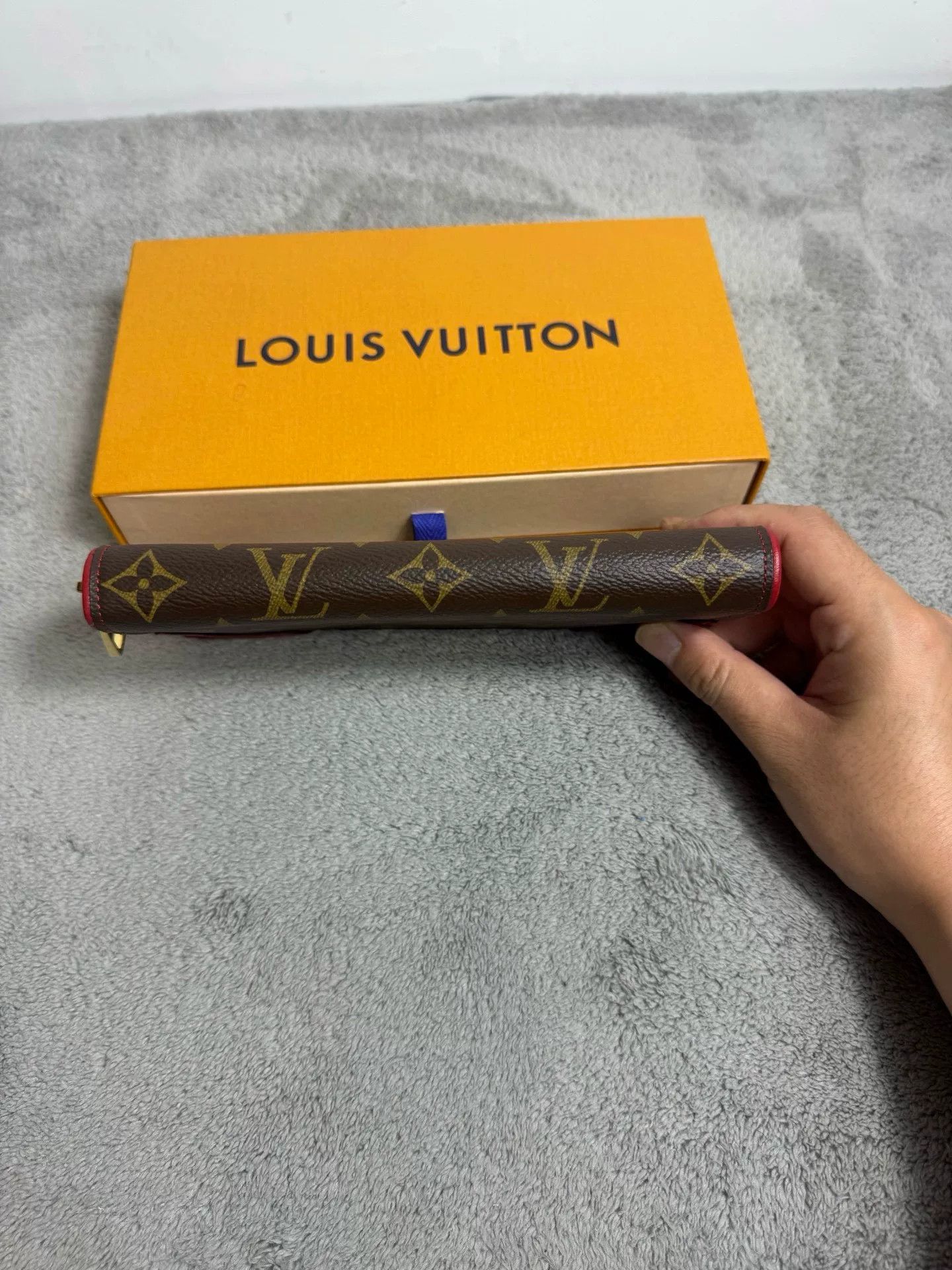Louis Vuitton Louis Vuitton Item 42 Men Size ONE SIZE - 2 Thumbnail
