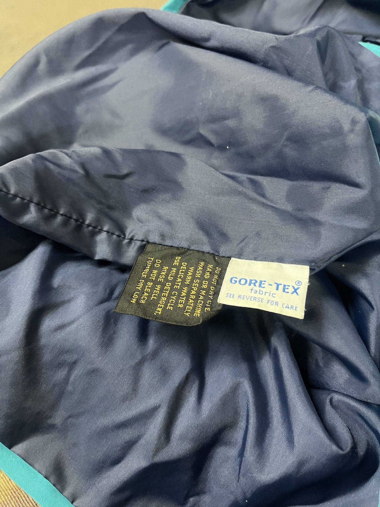 Eddie Bauer × Vintage Vintage 2000s Eddie Bauer Teal Windbreaker Ski jacket Size L Size US L / EU 52-54 / 3 - 3 Thumbnail