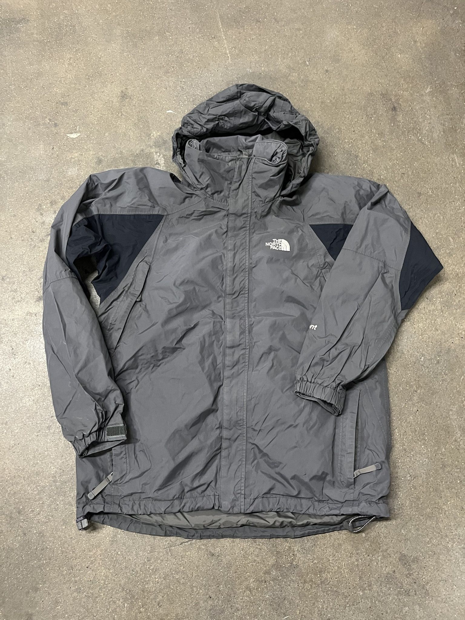 The North Face × Vintage Vintage The North Face 2000s Hyvent Packable Hood Light Jacket Size L Size US L / EU 52-54 / 3 - 2 Thumbnail