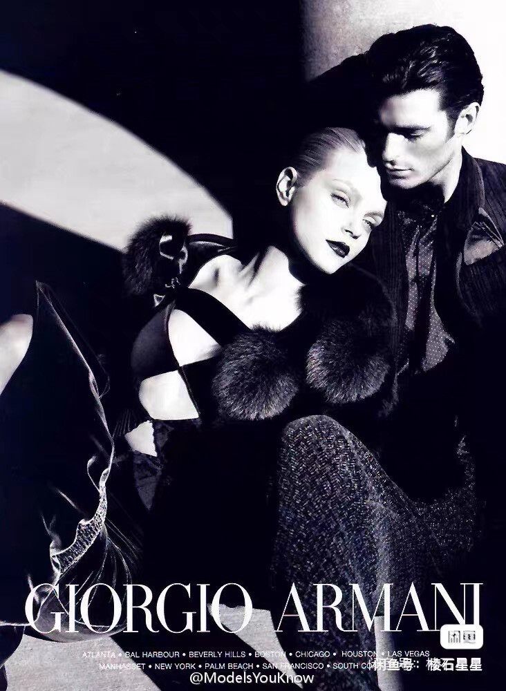 Giorgio Armani Giorgio Armani Runway Velvet Silk Coat Size M / US 6-8 / IT 42-44 - 4 Thumbnail