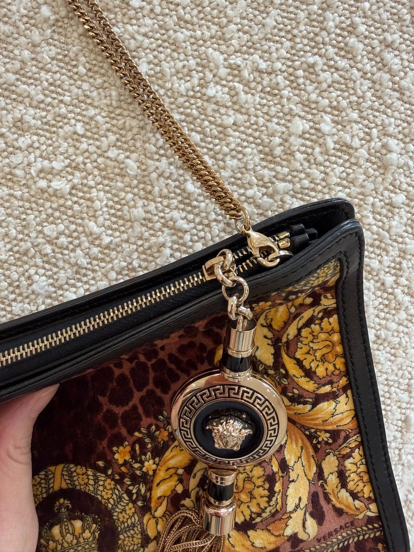 Versace Versace Runway Leopard Crown Shoulder Bag Size ONE SIZE - 7 Thumbnail
