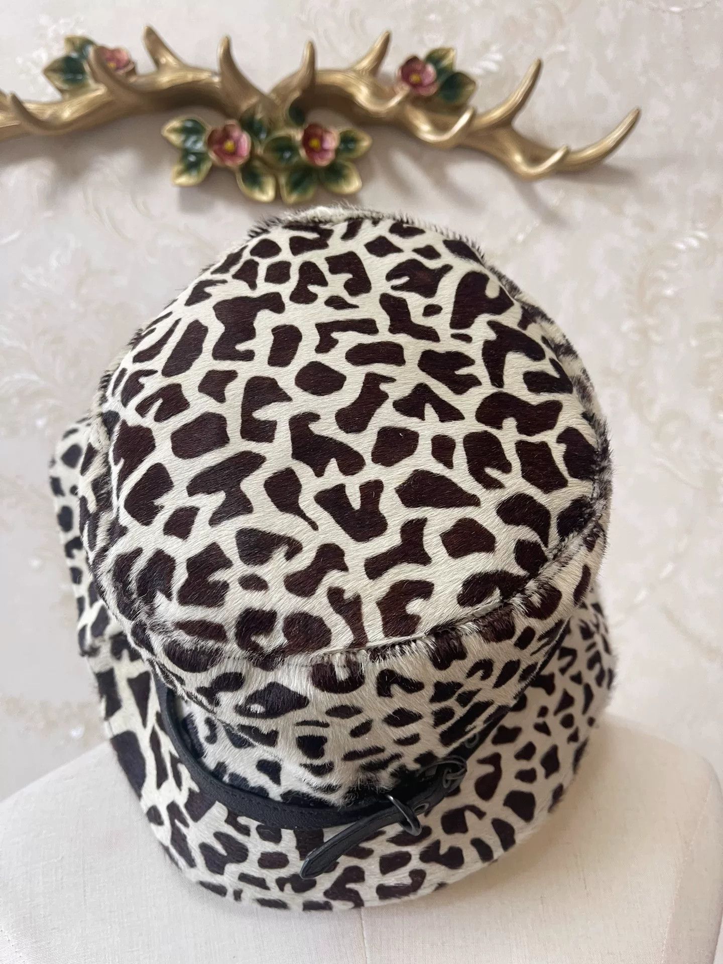 Miu Miu Miu Miu Leopard Print Suede Bucket Hat Size ONE SIZE - 9 Thumbnail