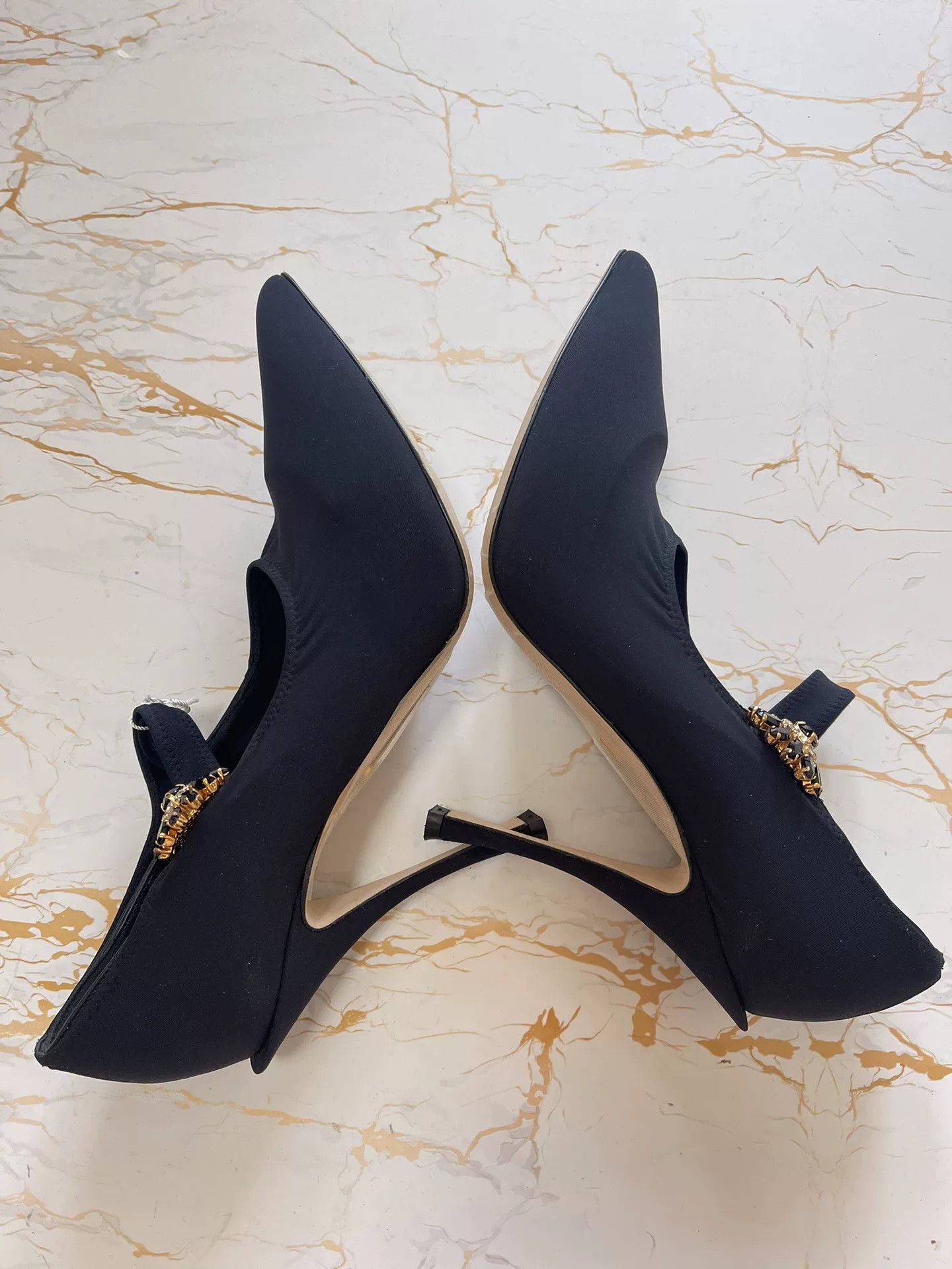 Dolce & Gabbana DG New Runway Diamond Buckle Heels Size US 8.5 / IT 38.5 - 8 Thumbnail