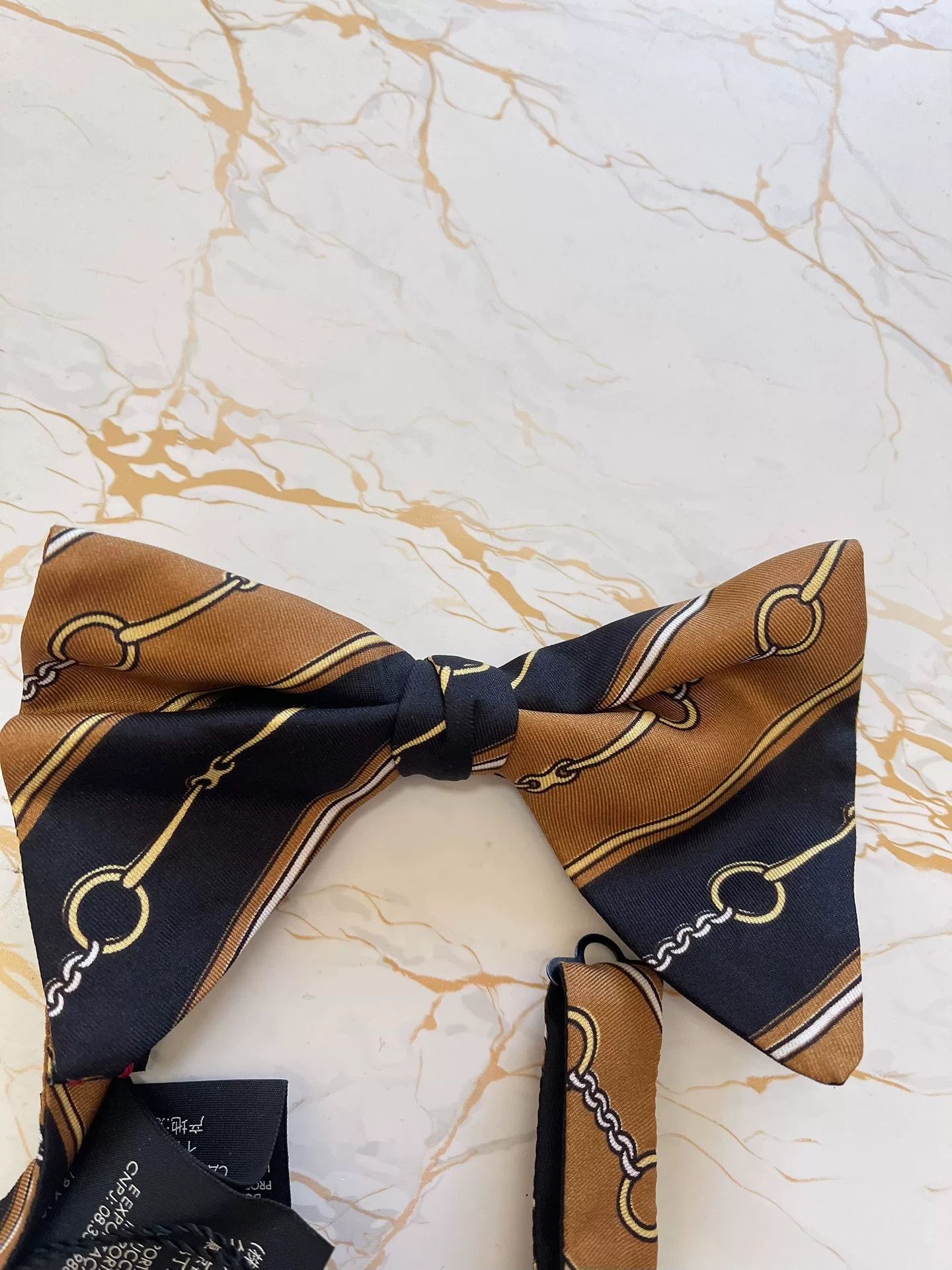 Gucci Gucci New Runway Silk Bow Tie Size ONE SIZE - 6 Thumbnail