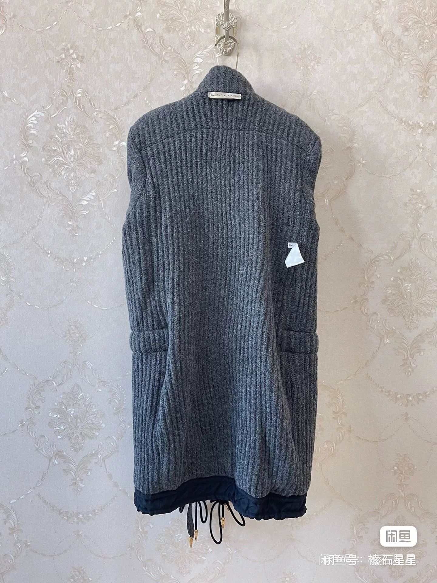 Balenciaga Balenciaga Runway Heavy Silk Coat Size S / US 4 / IT 40 - 7 Thumbnail