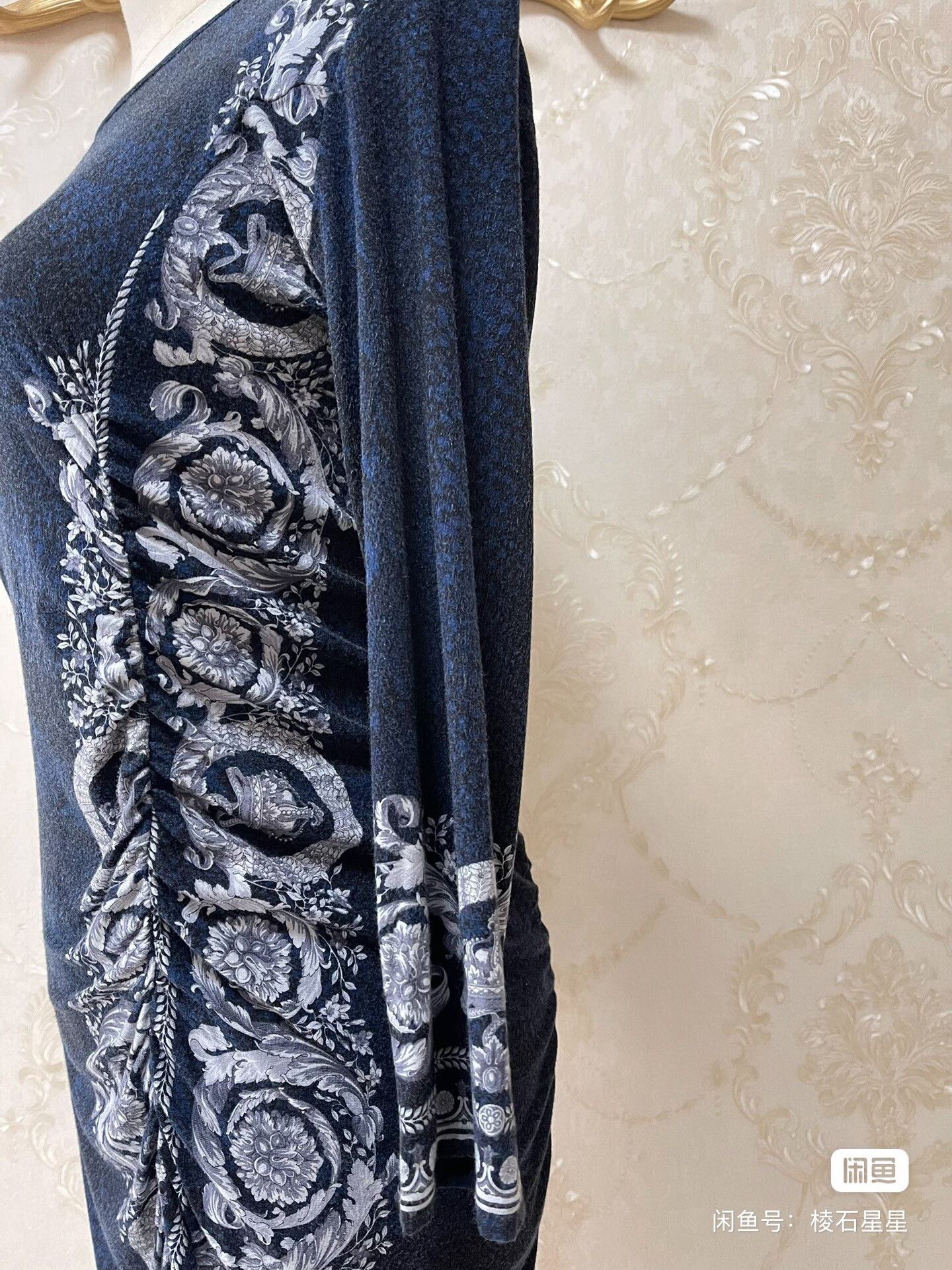 Versace Versace Runway Slim Fit Dress Size L / US 10 / IT 46 - 4 Thumbnail