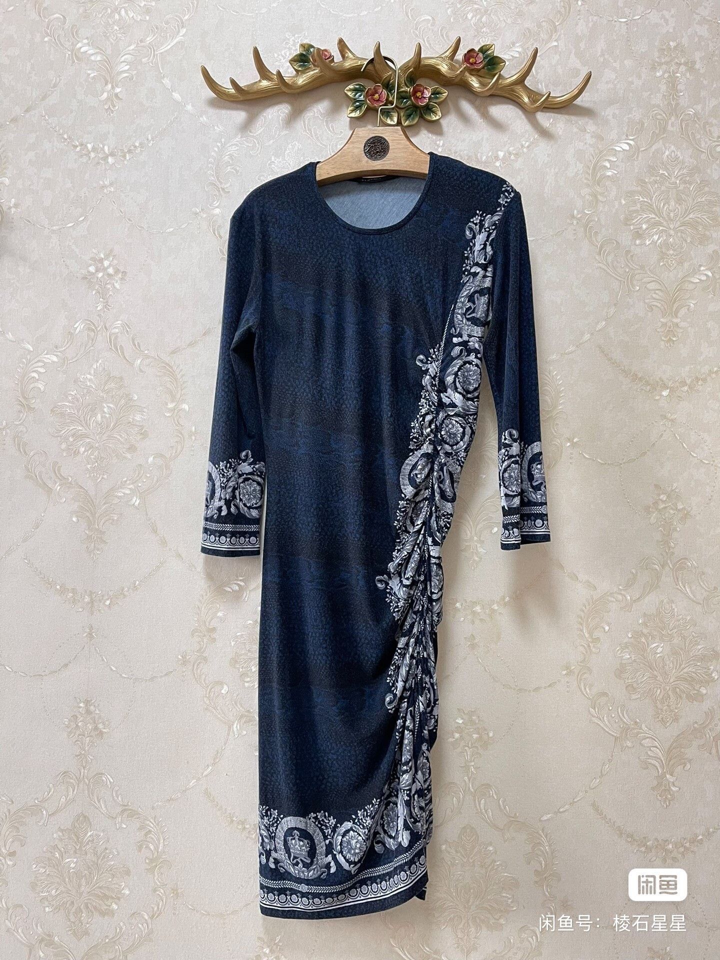 Versace Versace Runway Slim Fit Dress Size L / US 10 / IT 46 - 9 Thumbnail